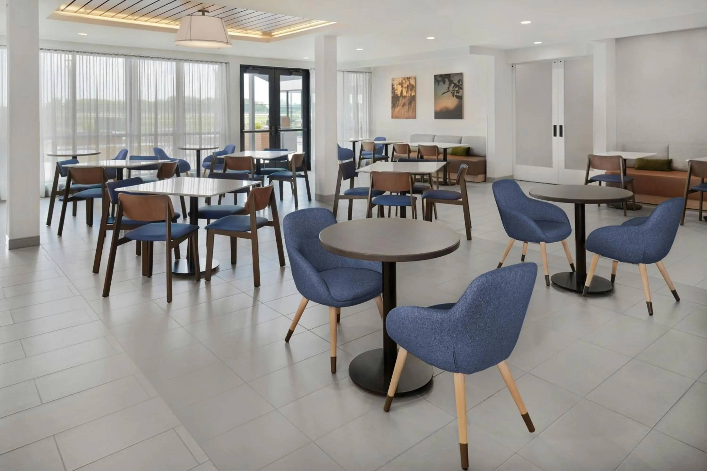 Breakfast in Fairfield by Marriott Inn & Suites Columbus