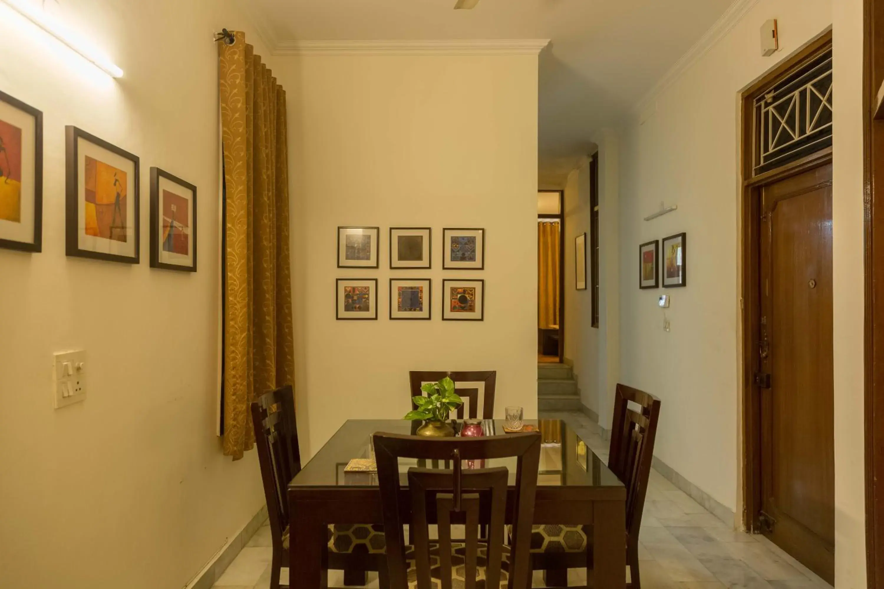 Economy Double Room - single occupancy in Woodpecker Apartments Hauz khas Economy Double Room - single occupancy in Woodpecker Apartments Hauz khas