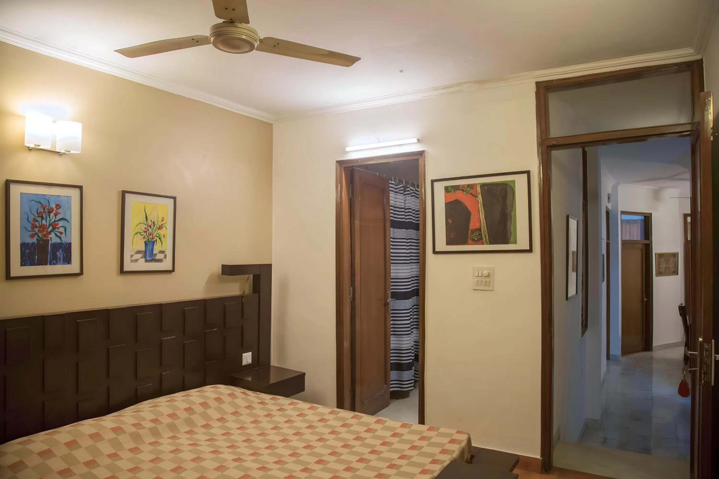 Bed in Woodpecker Apartments Hauz khas