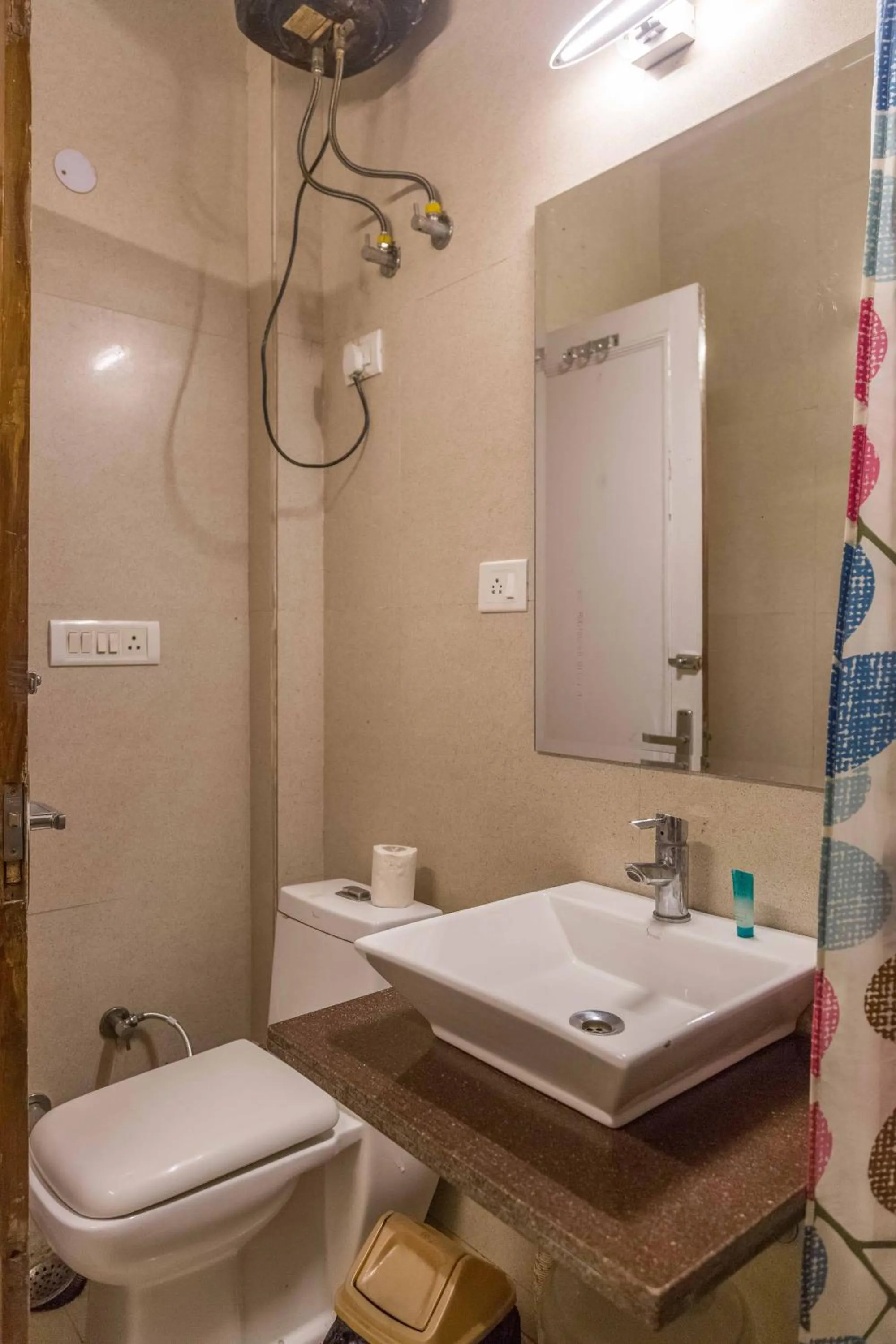 Bathroom in Woodpecker Apartments Hauz khas