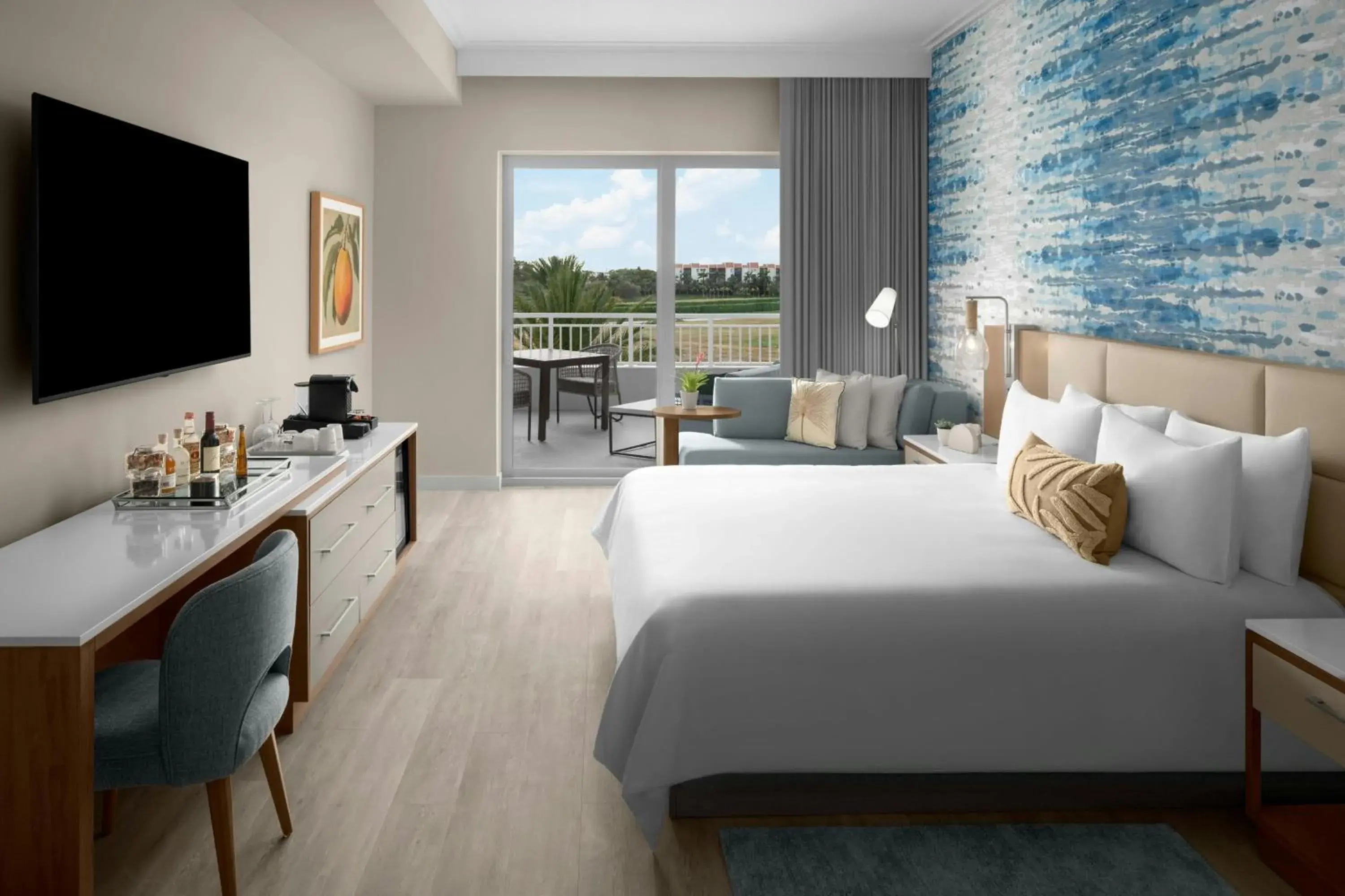 Photo of the whole room, Bed in The Belgrove Resort & Spa, West Palm Beach, Autograph Collection Photo of the whole room, Bed in The Belgrove Resort & Spa, West Palm Beach, Autograph Collection