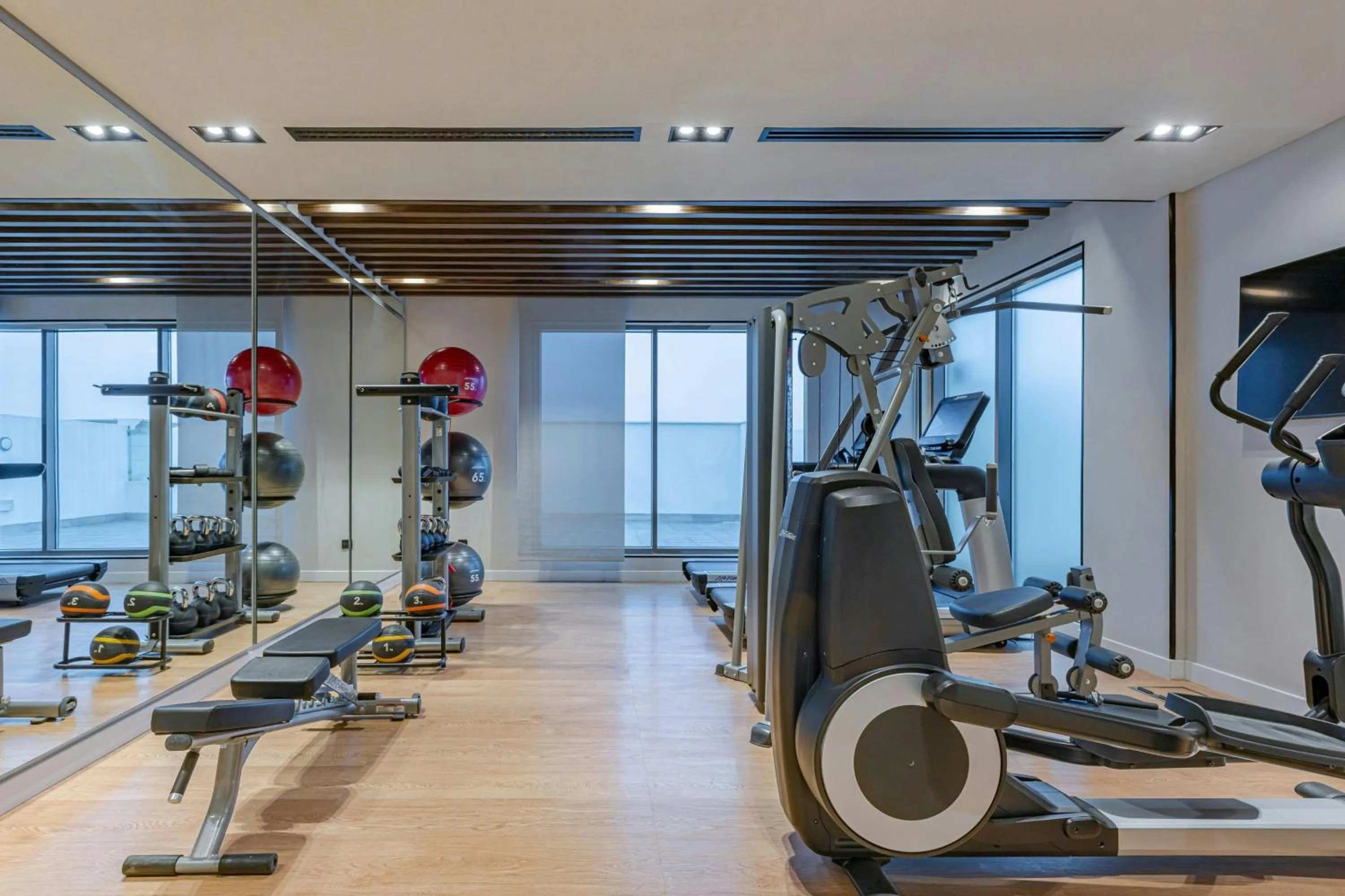 Fitness centre/facilities in Four Points by Sheraton King Abdulaziz Road