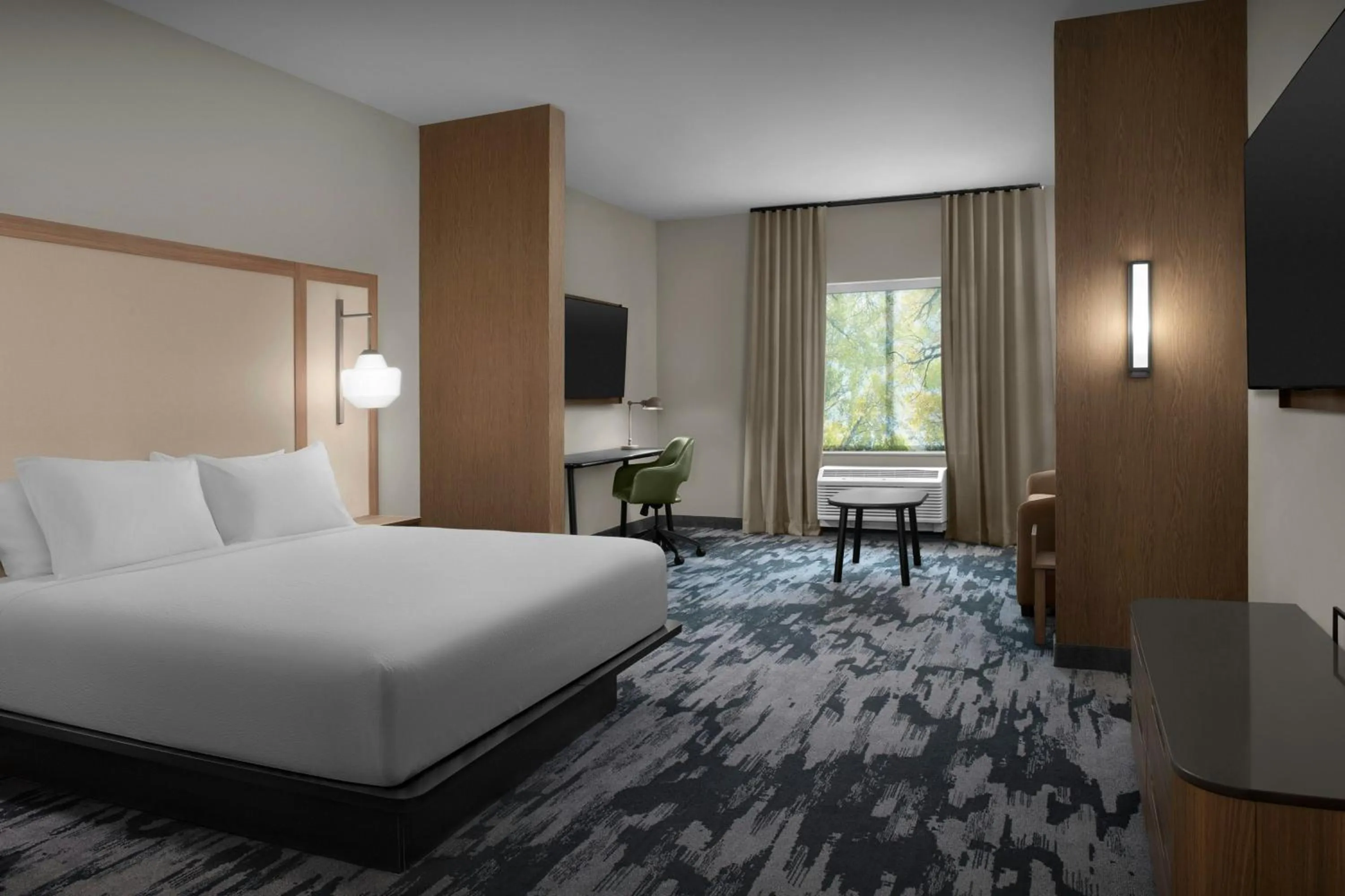 Bedroom, Bed in Fairfield by Marriott Inn & Suites Paris