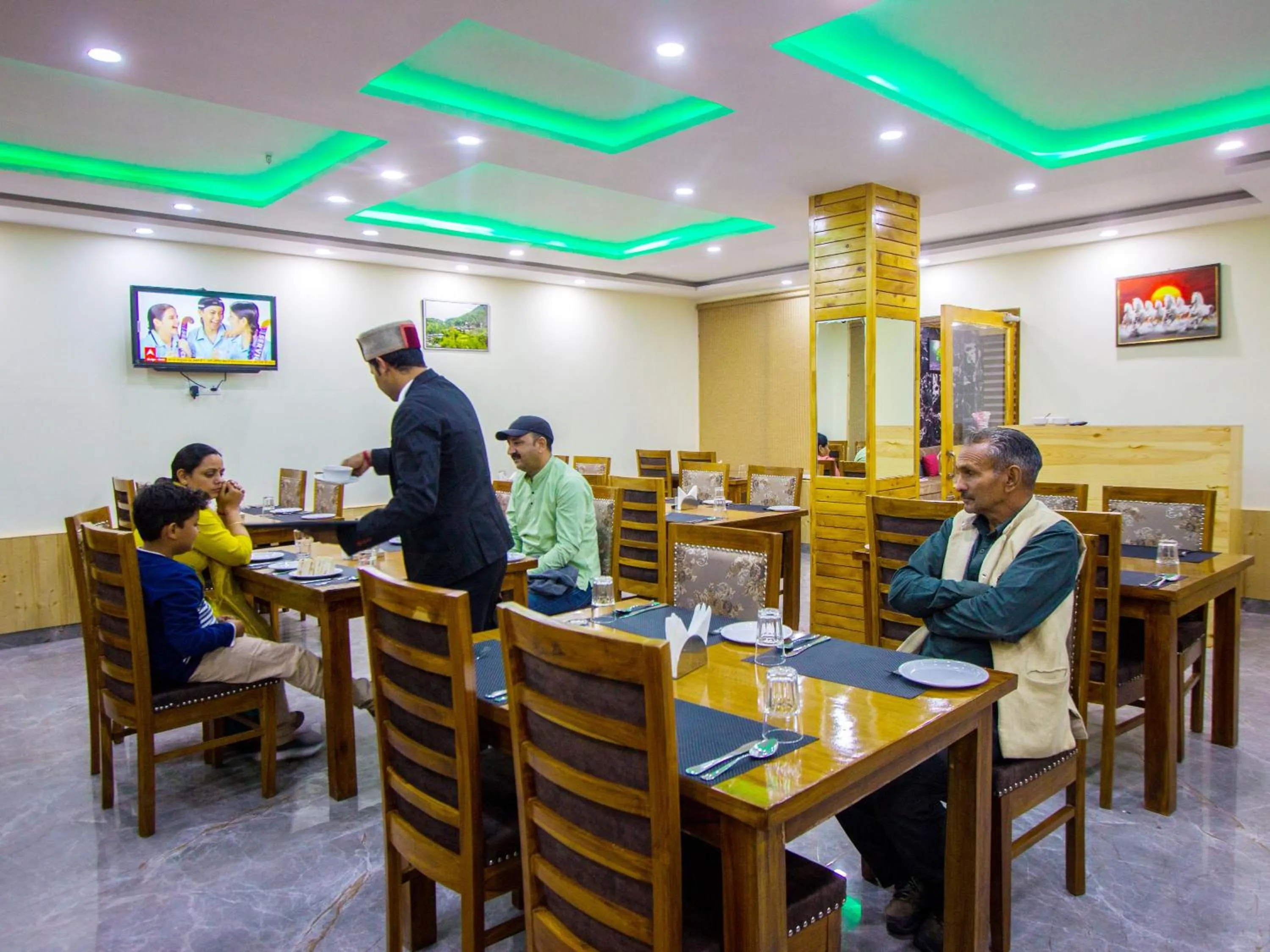 Food and drinks in Swastik Grand Manali
