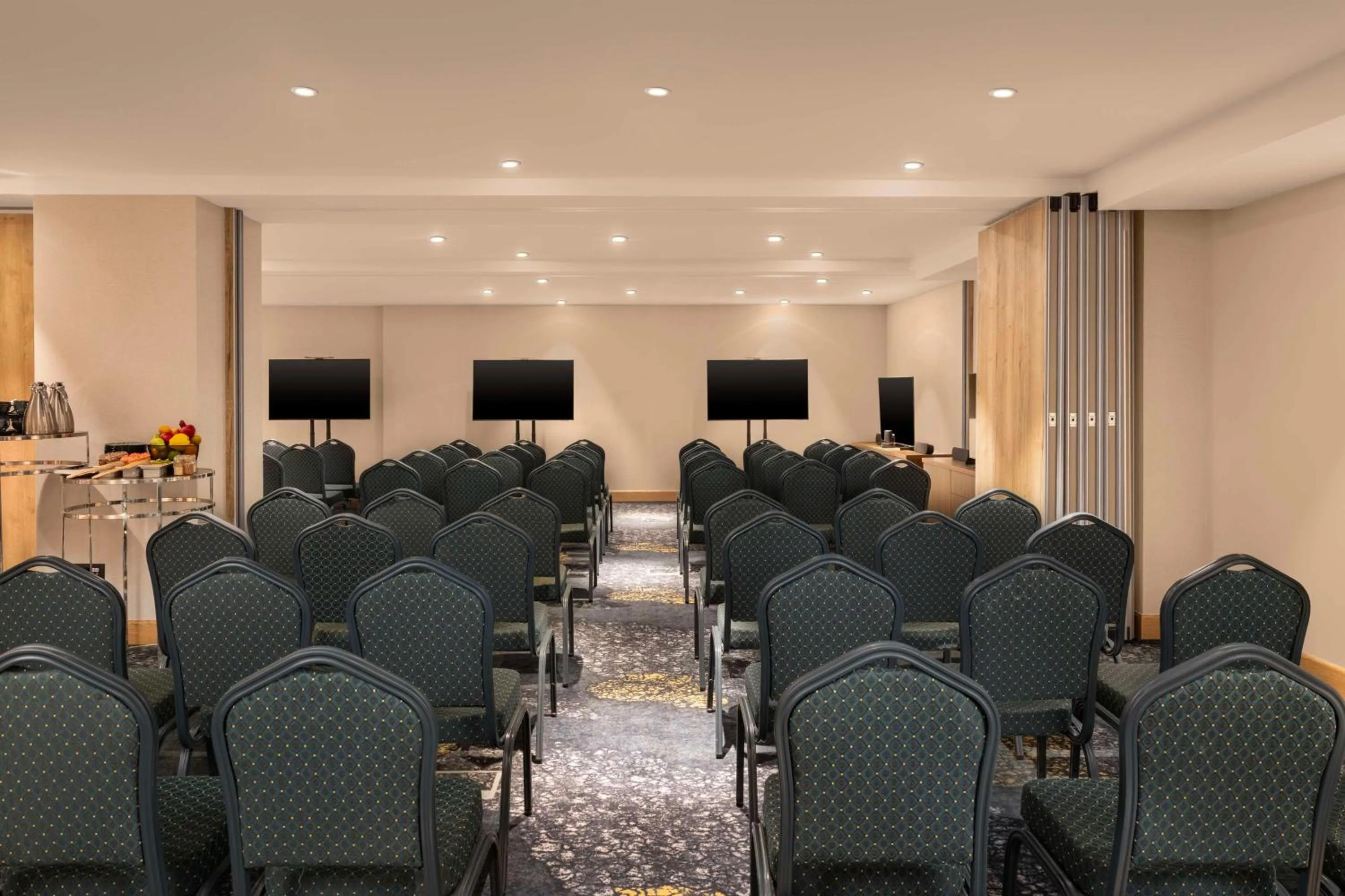 Meeting/conference room in Hilton Garden Inn Baku