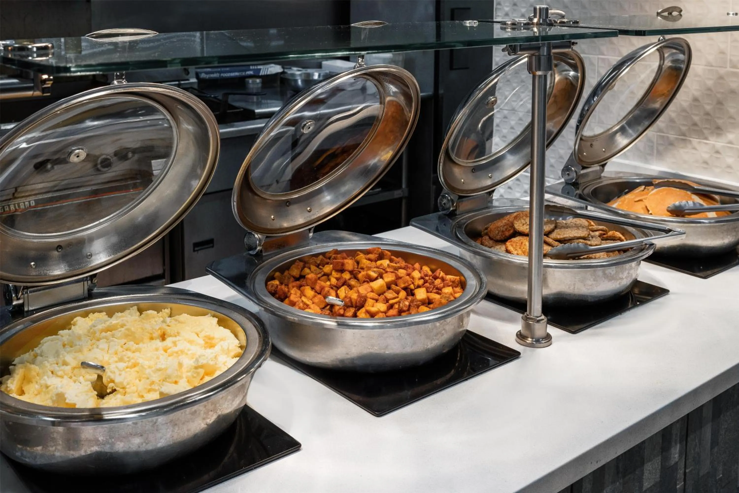 Breakfast in Hilton Garden Inn Grand Forks-Und