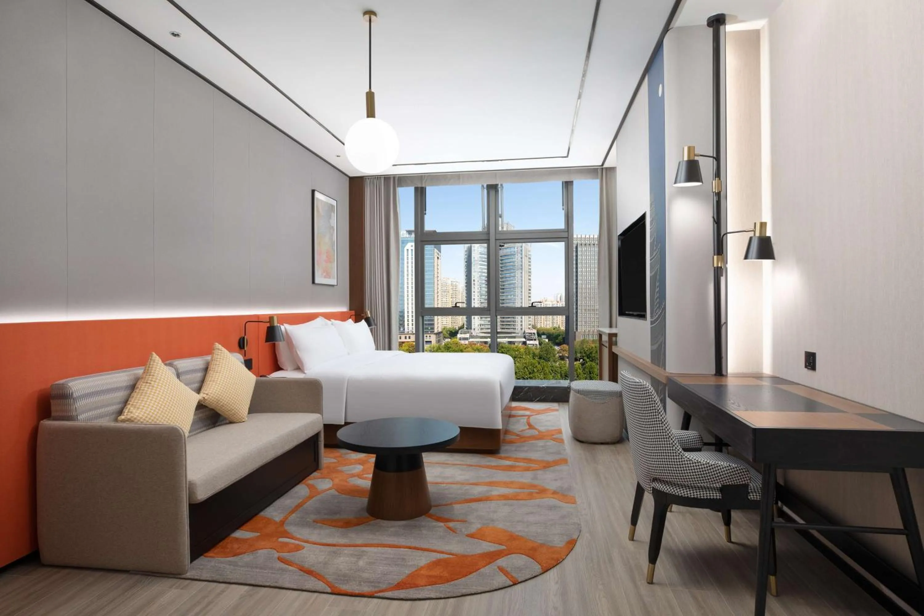 Living room, Bed in Hilton Garden Inn Luoyang Kaiyuan Avenue