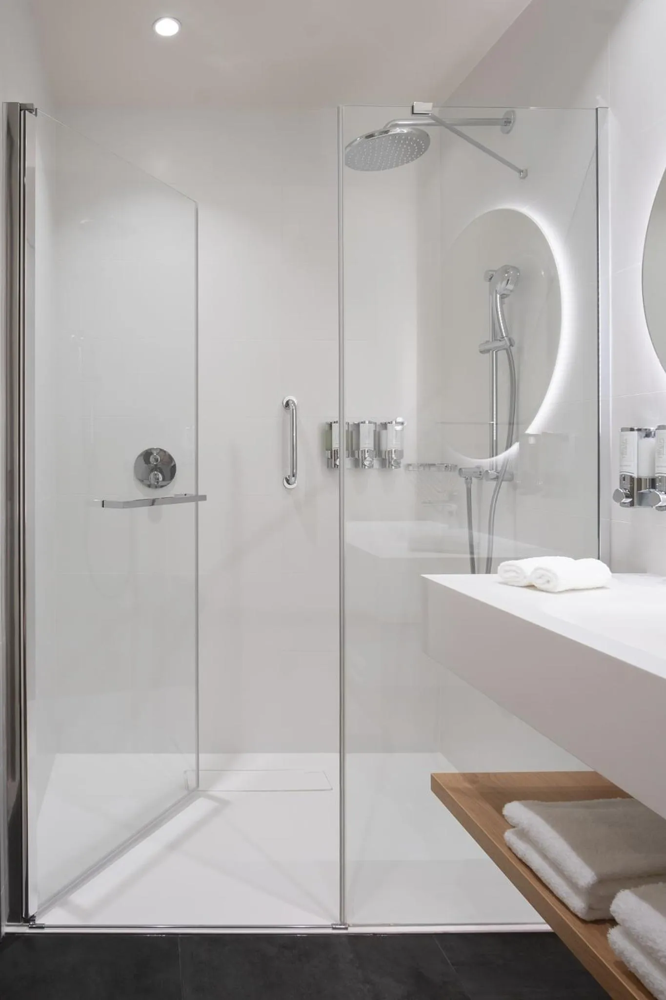 Bathroom in Hampton By Hilton Tallinn