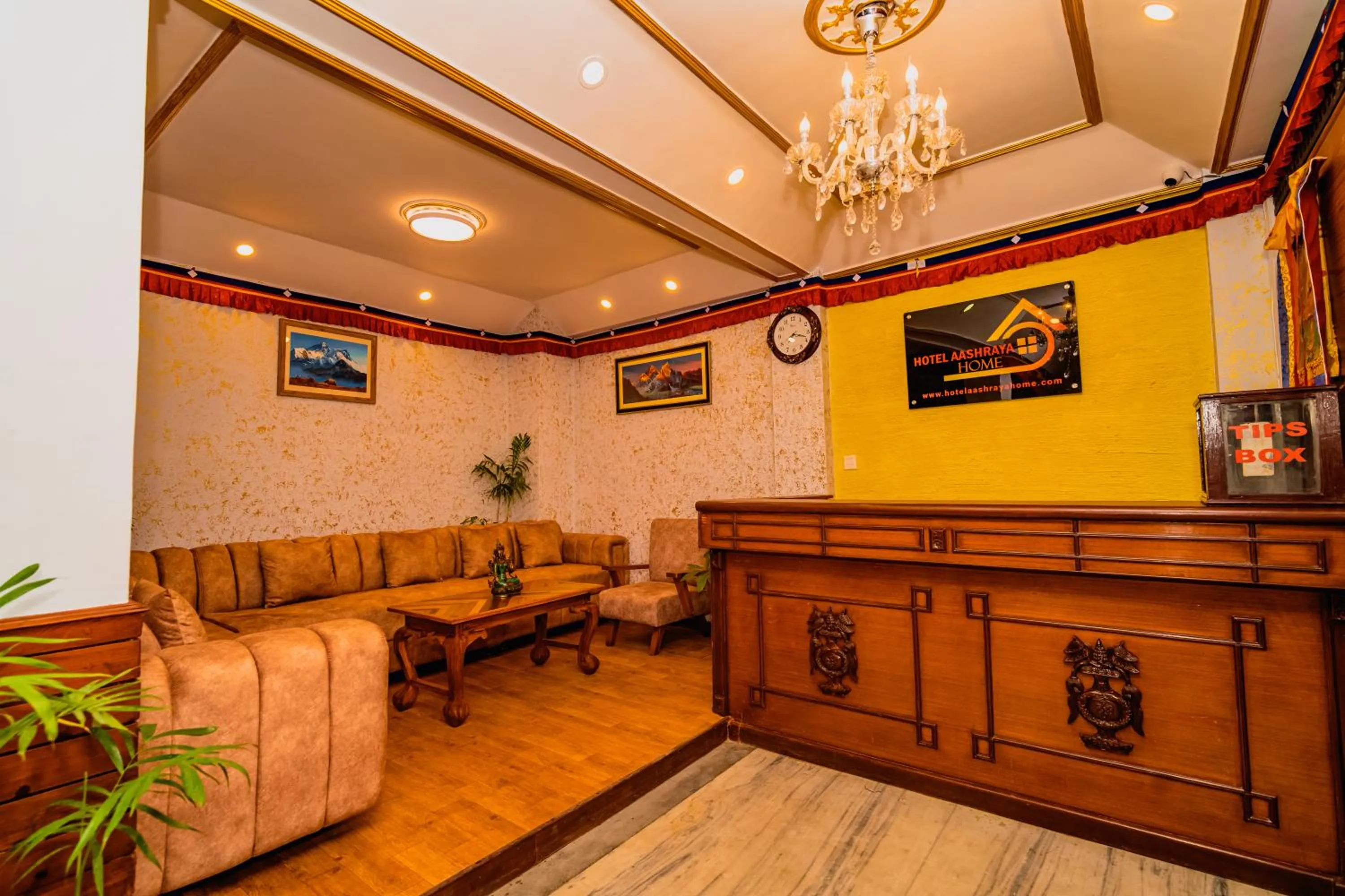 Hotel Aashraya Home