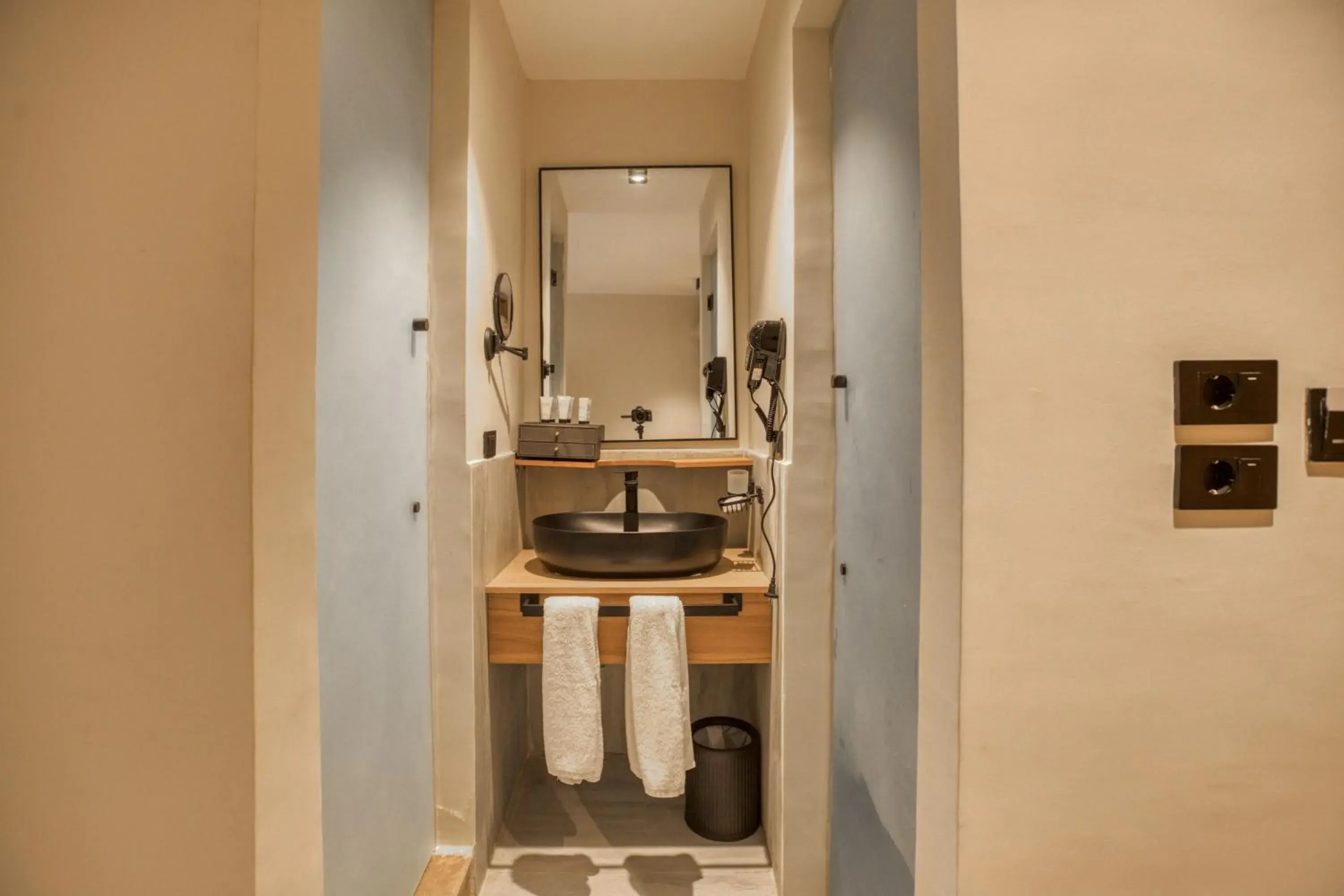 Twin Room with Private Garden in La Boutique Hôtel - Vue Des Pyramides Twin Room with Private Garden in La Boutique Hôtel - Vue Des Pyramides