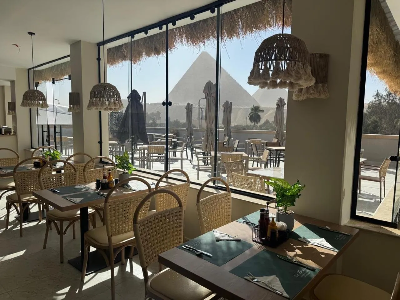 Restaurant/places to eat in La Boutique Hôtel - Vue Des Pyramides