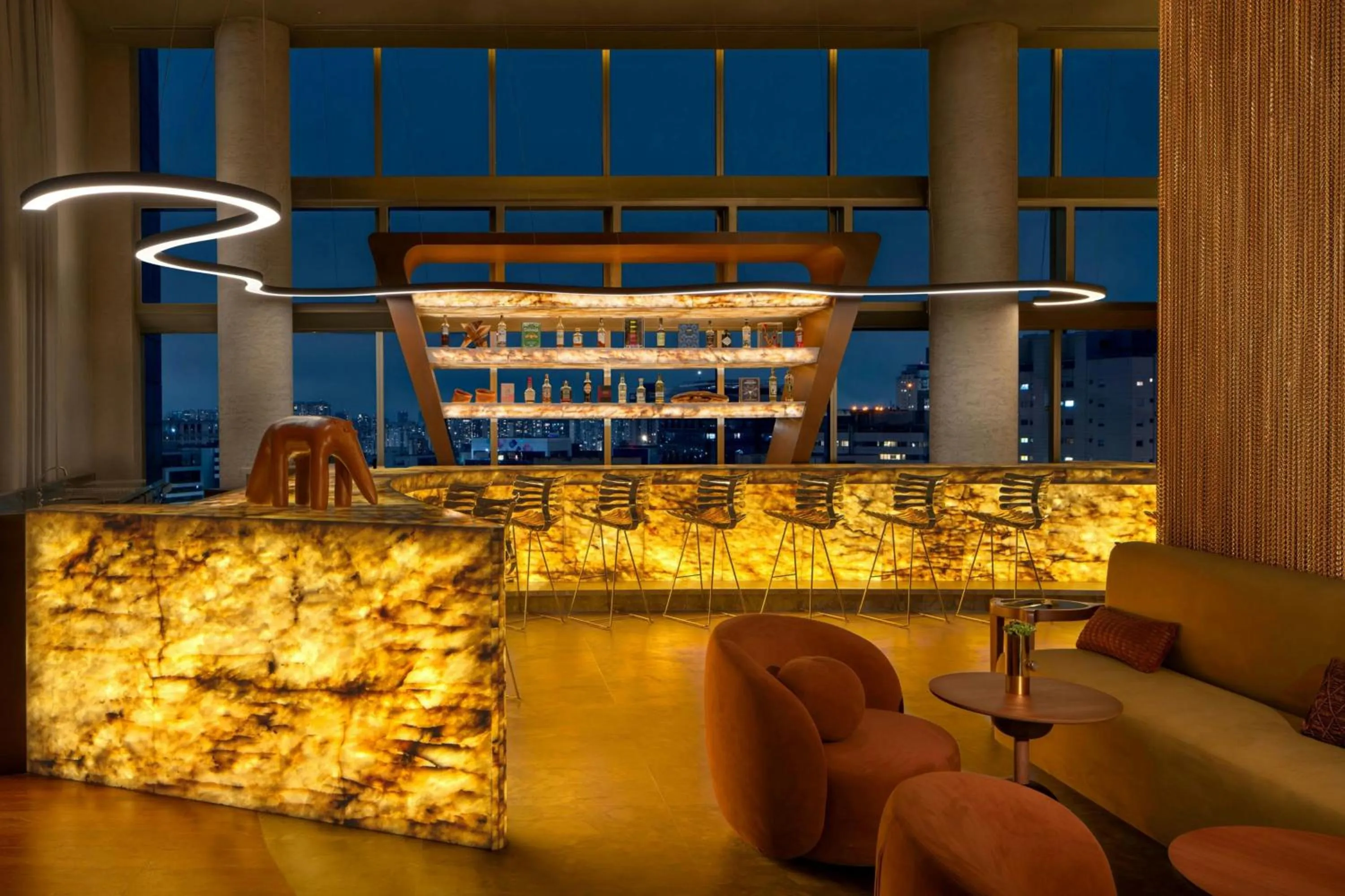 Restaurant/places to eat in W Sao Paulo