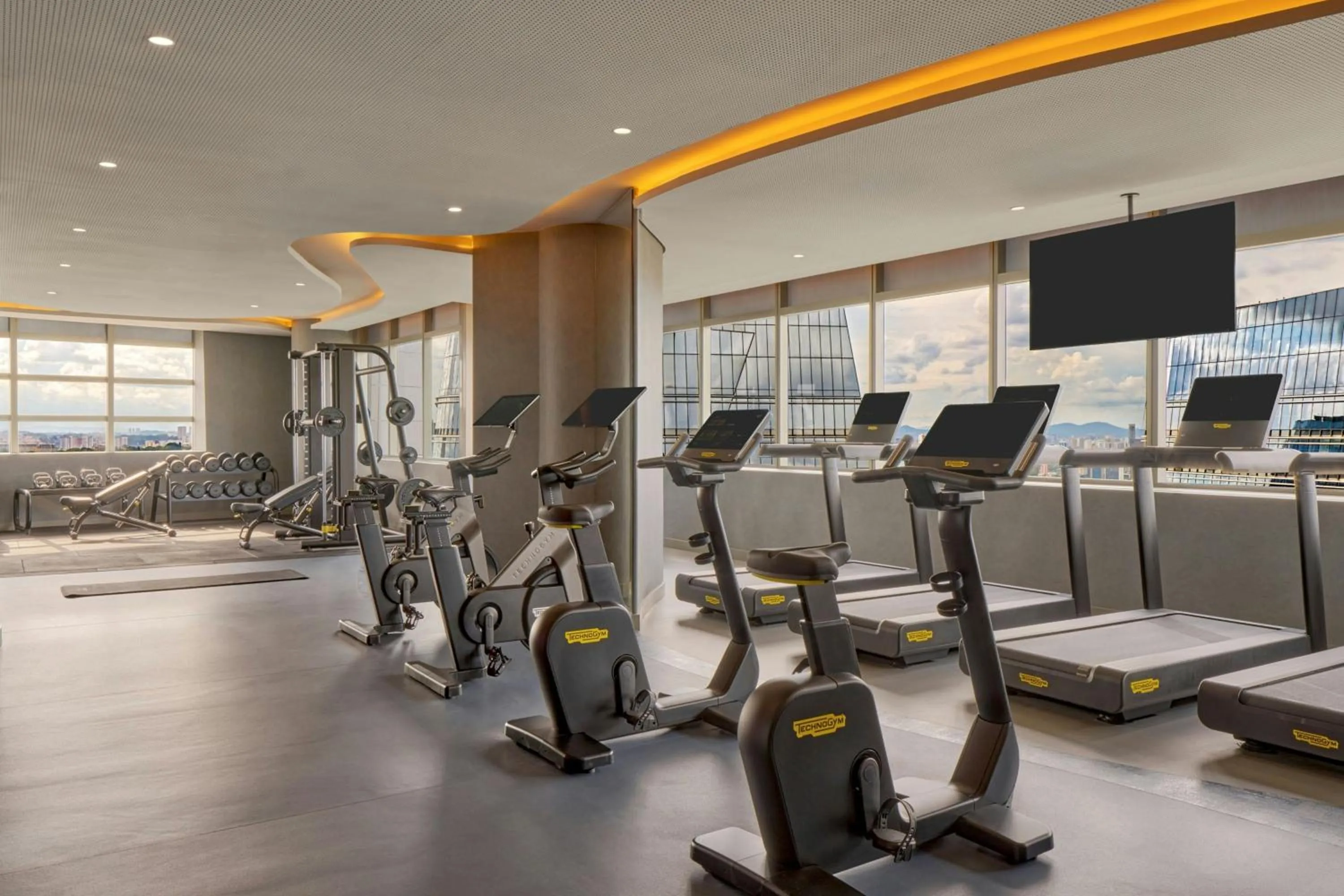Fitness centre/facilities in W Sao Paulo