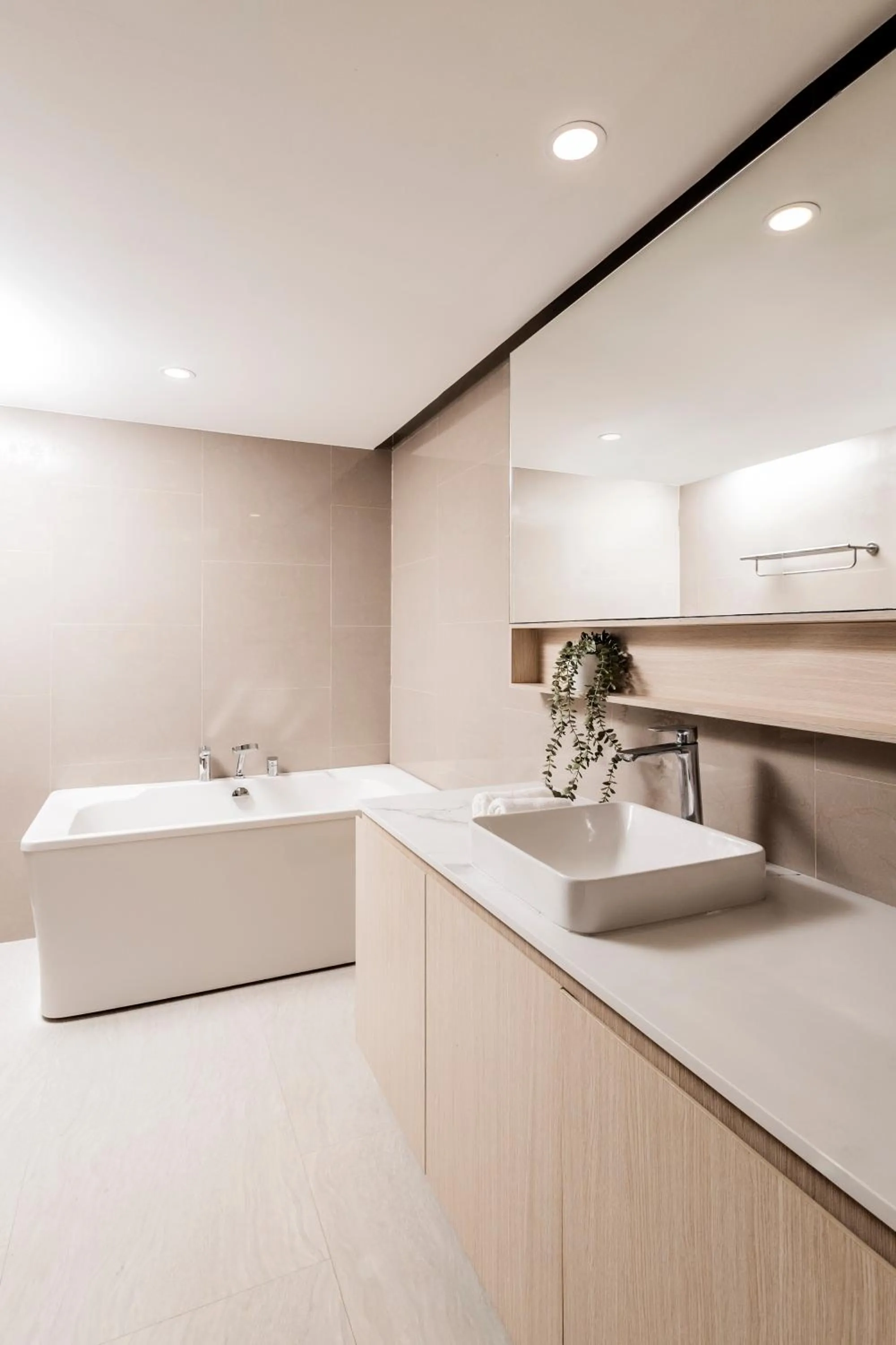 Bathroom in Duplex Liora 1BR PoolsGym Shuttle to Nai Harn