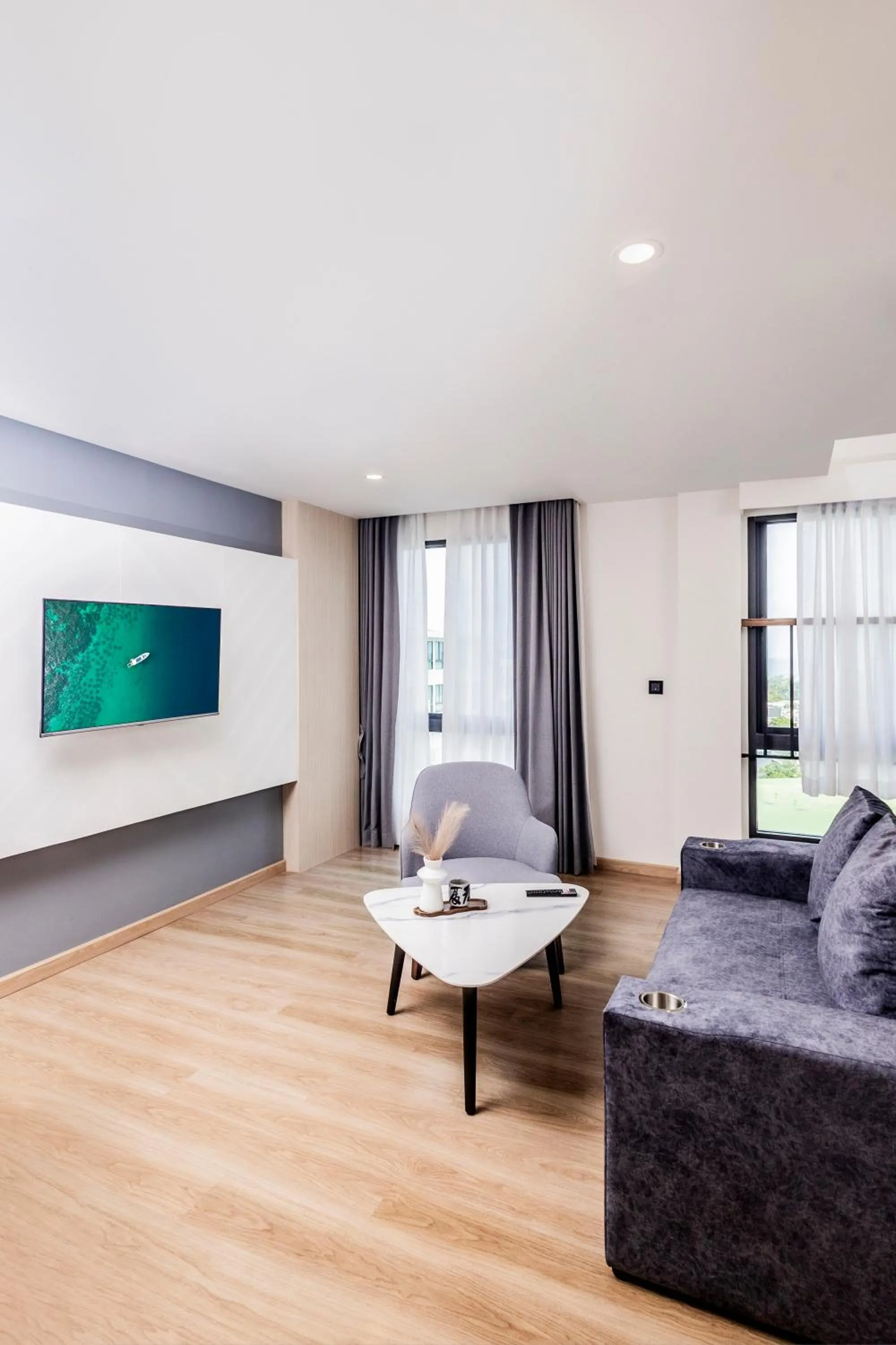 Living room in Duplex Liora 1BR PoolsGym Shuttle to Nai Harn