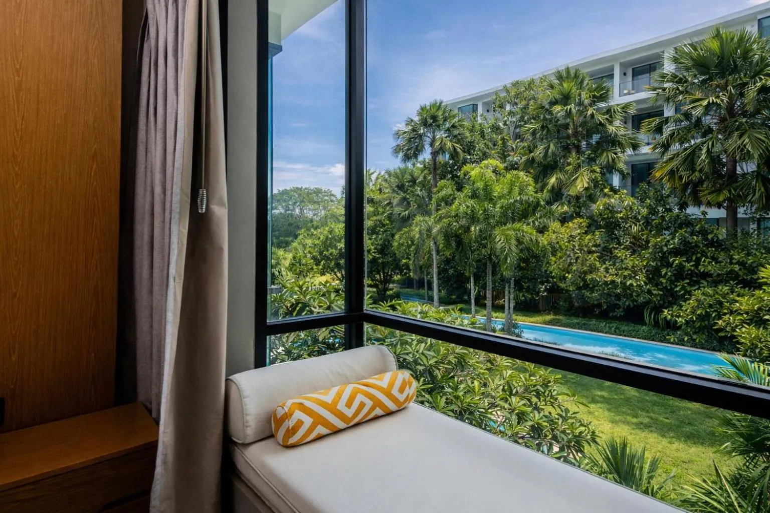 Suite Aluna 1BR Pools Shuttle to Nai Harn