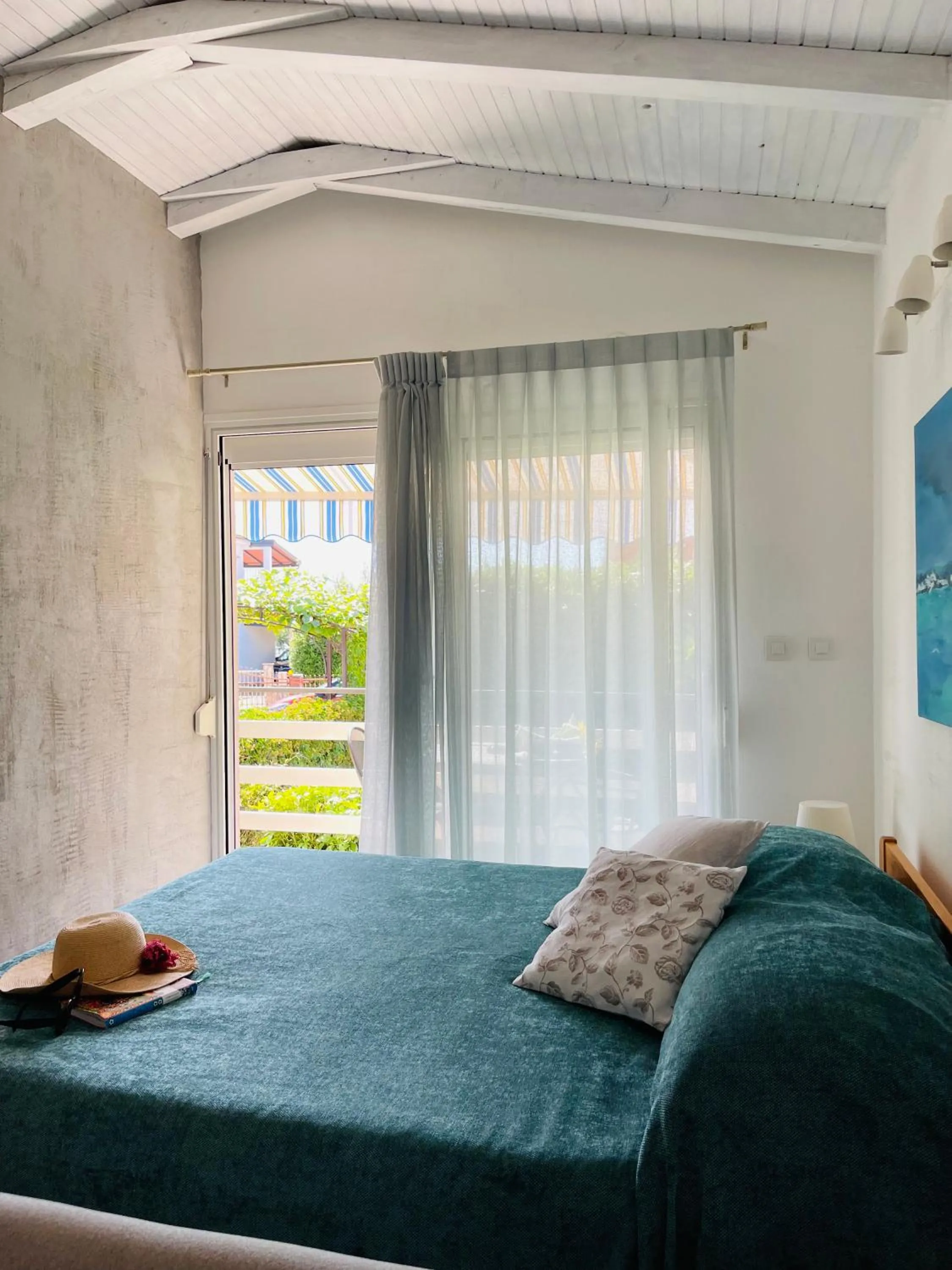 Bed in Pasiflora Studio