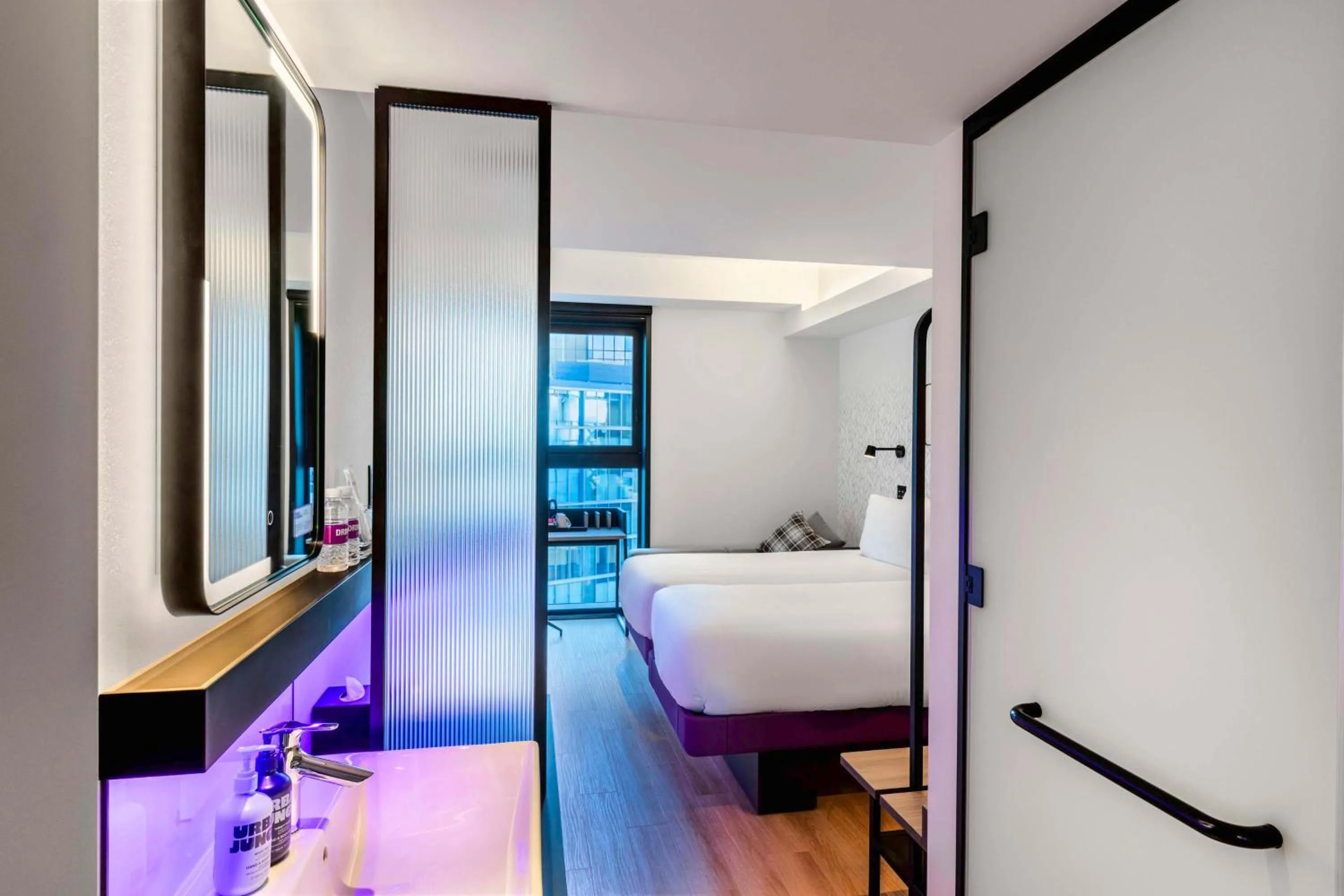 Bedroom, Bed in YOTEL Tokyo Ginza