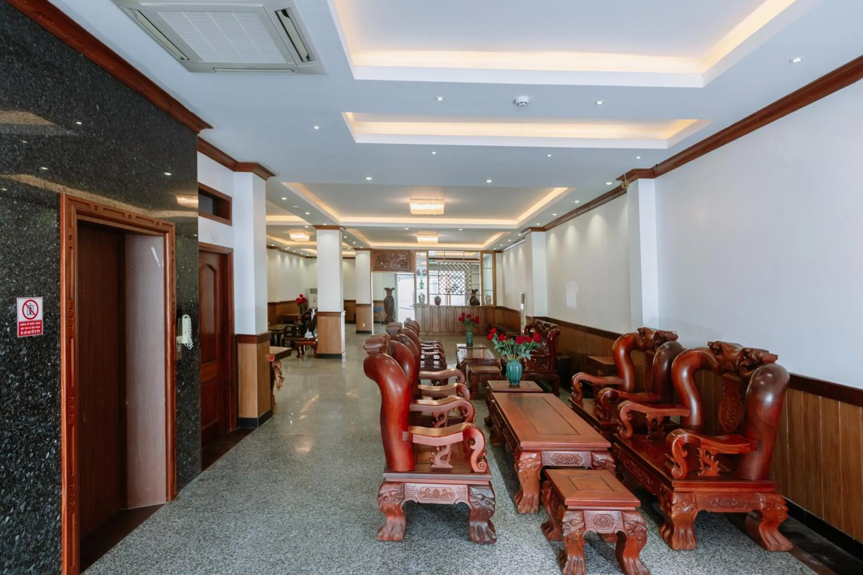 Communal lounge/ TV room in Ha Tien Xua Hotel & Resort