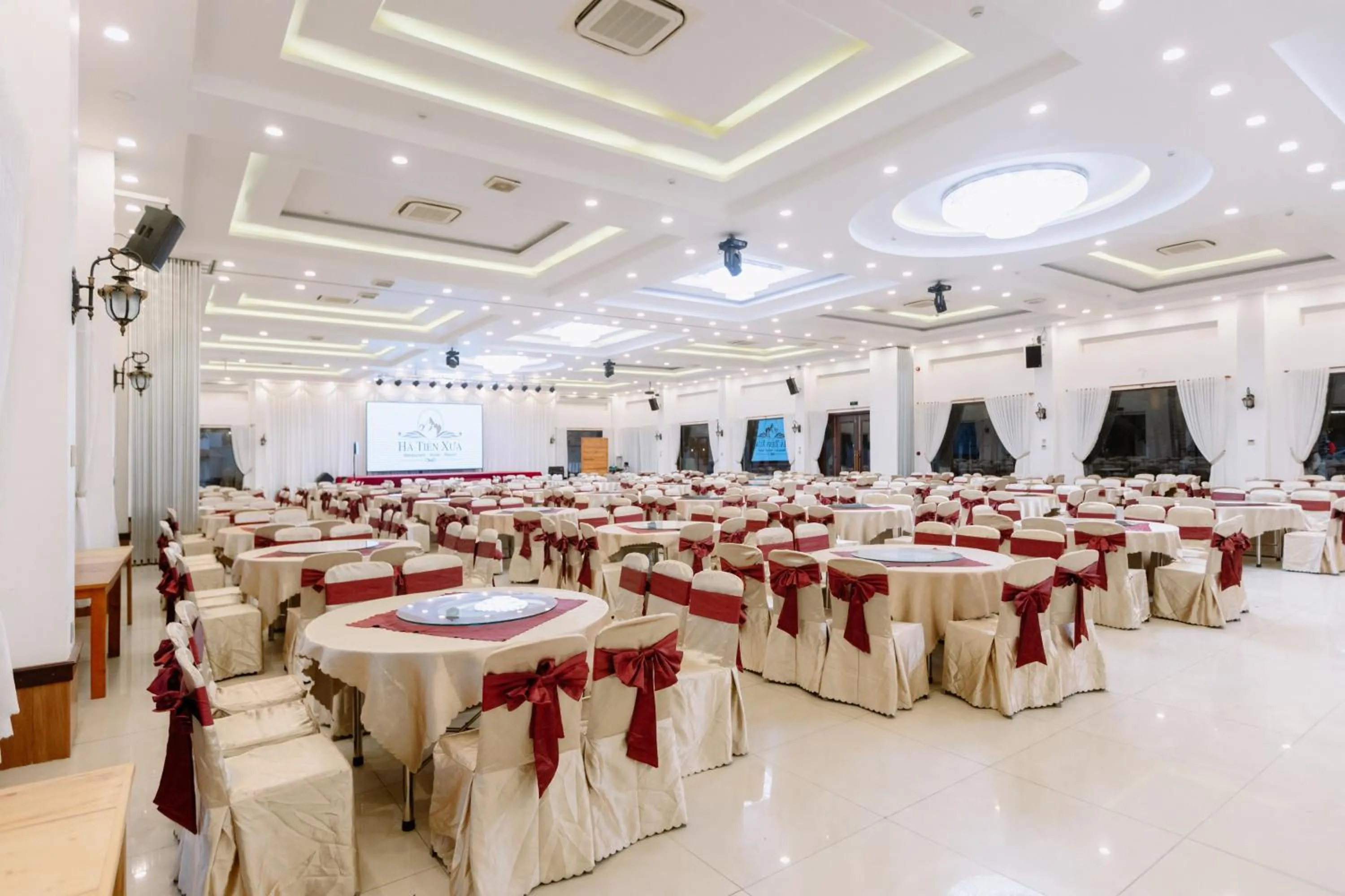 Business facilities in Ha Tien Xua Hotel & Resort