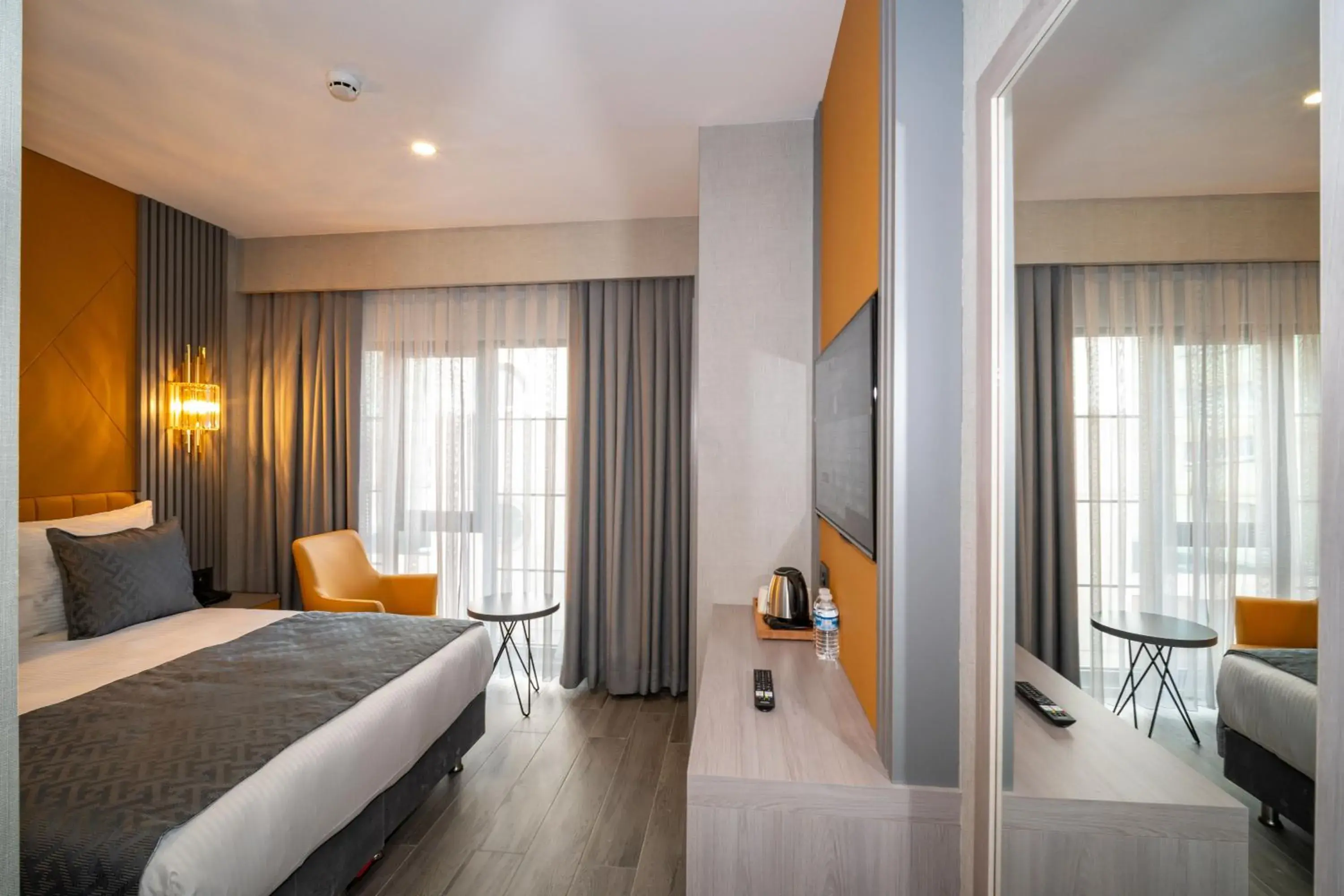 Bedroom, Bed in Icon Hotel Bomonti Bedroom, Bed in Icon Hotel Bomonti