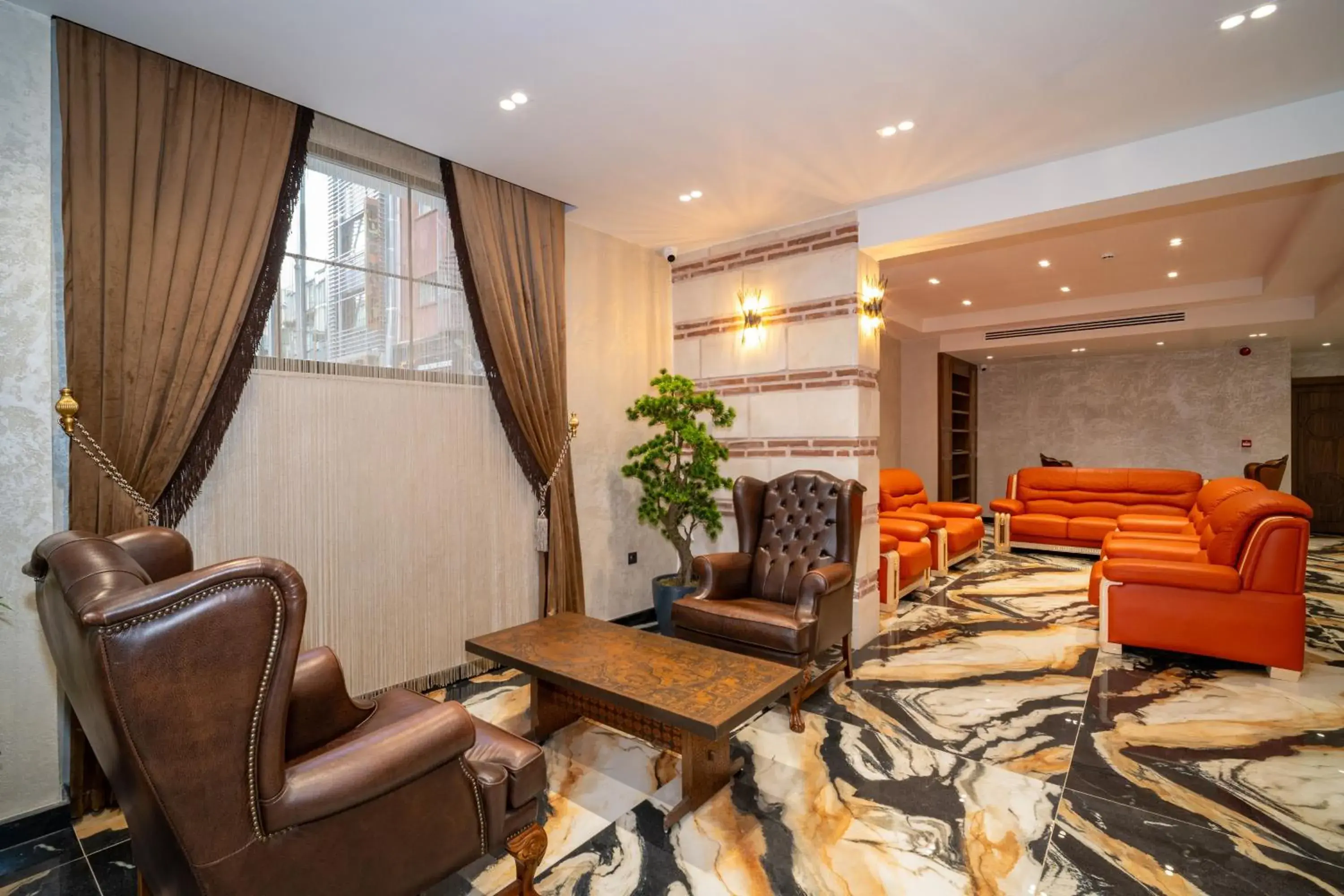 Lobby or reception in Icon Hotel Bomonti Lobby or reception in Icon Hotel Bomonti