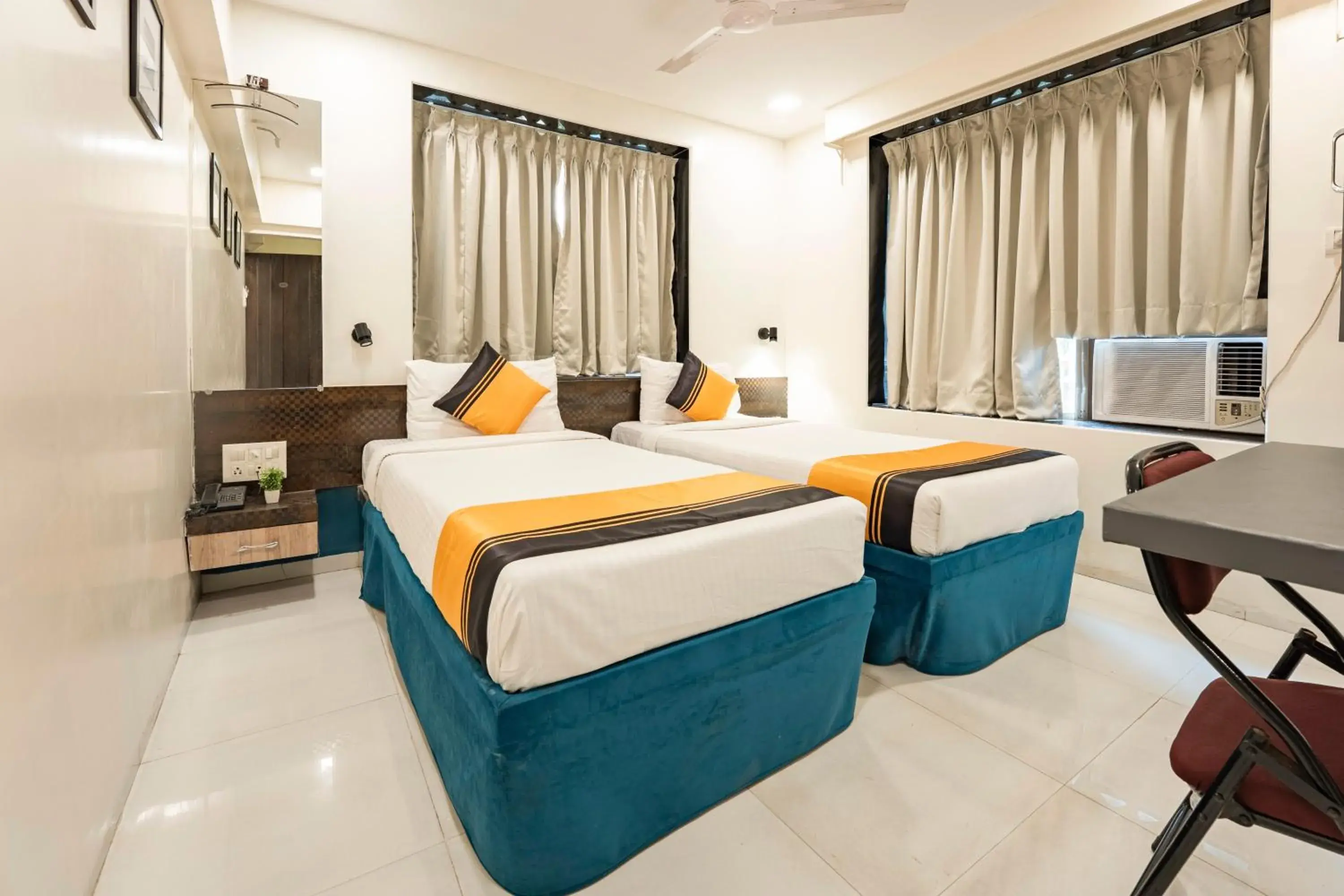 Bedroom, Bed in Itsy Hotels Bindra Elite Bedroom, Bed in Itsy Hotels Bindra Elite
