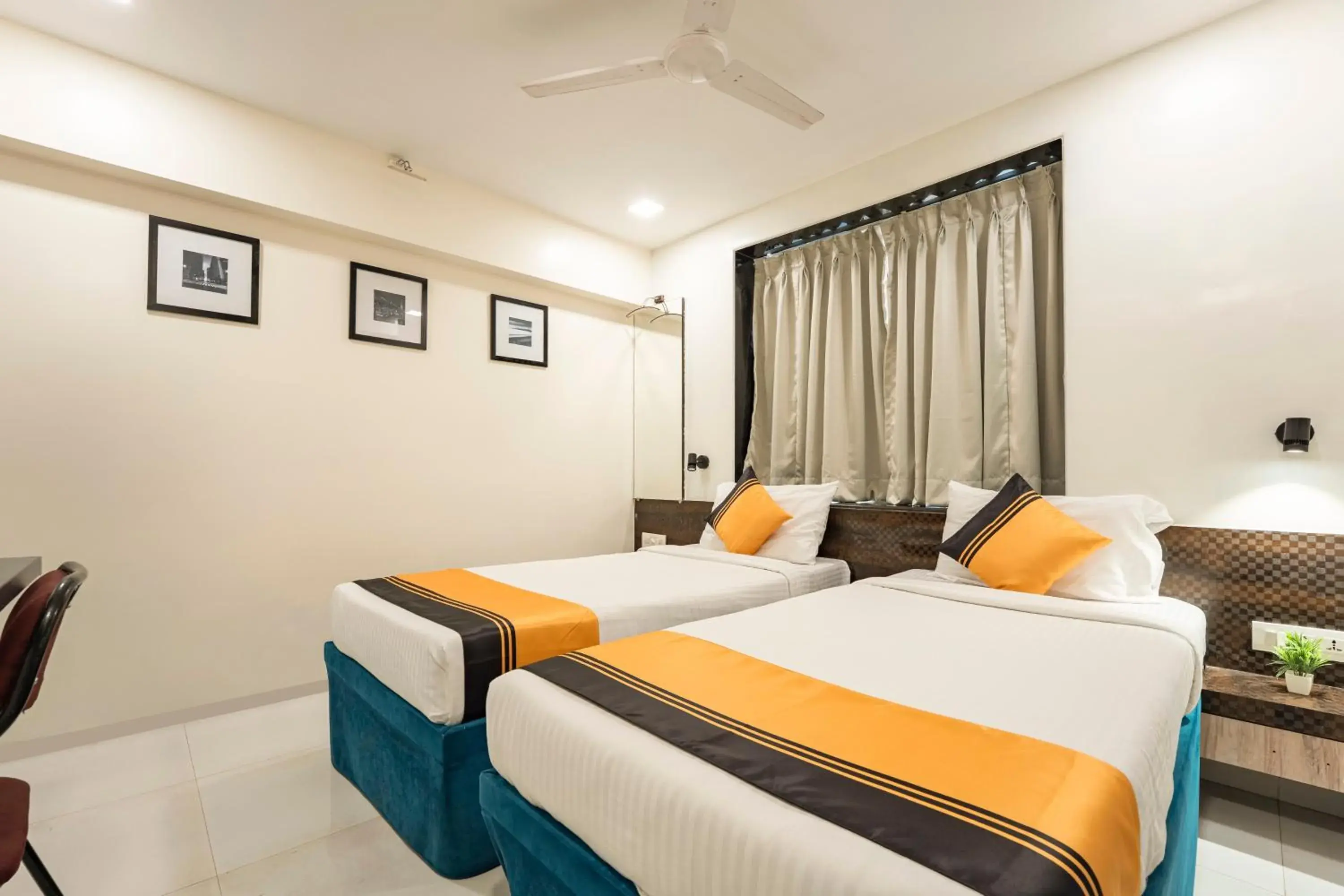 Bedroom, Bed in Itsy Hotels Bindra Elite Bedroom, Bed in Itsy Hotels Bindra Elite