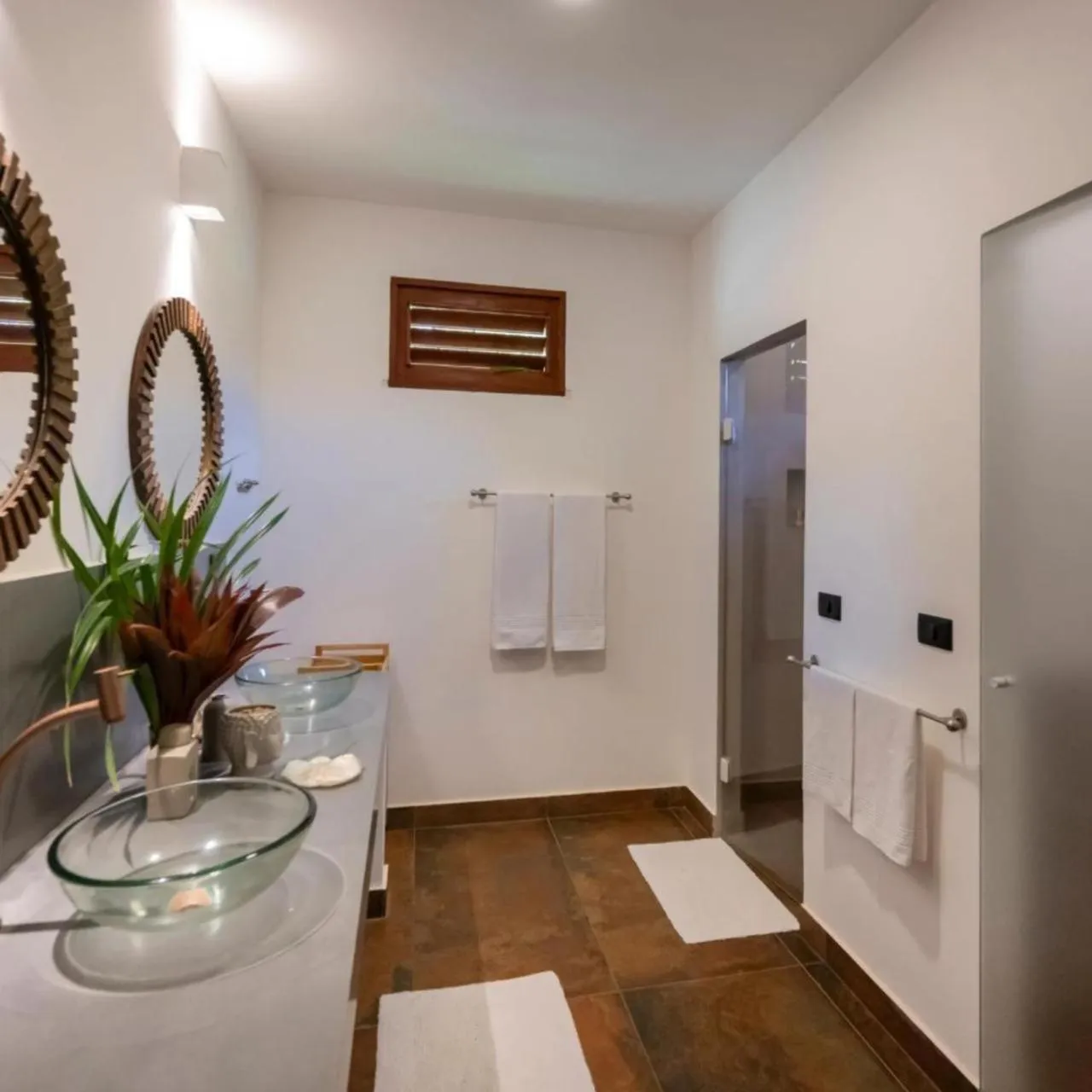 Swimming pool in Hara Pousada e SPA