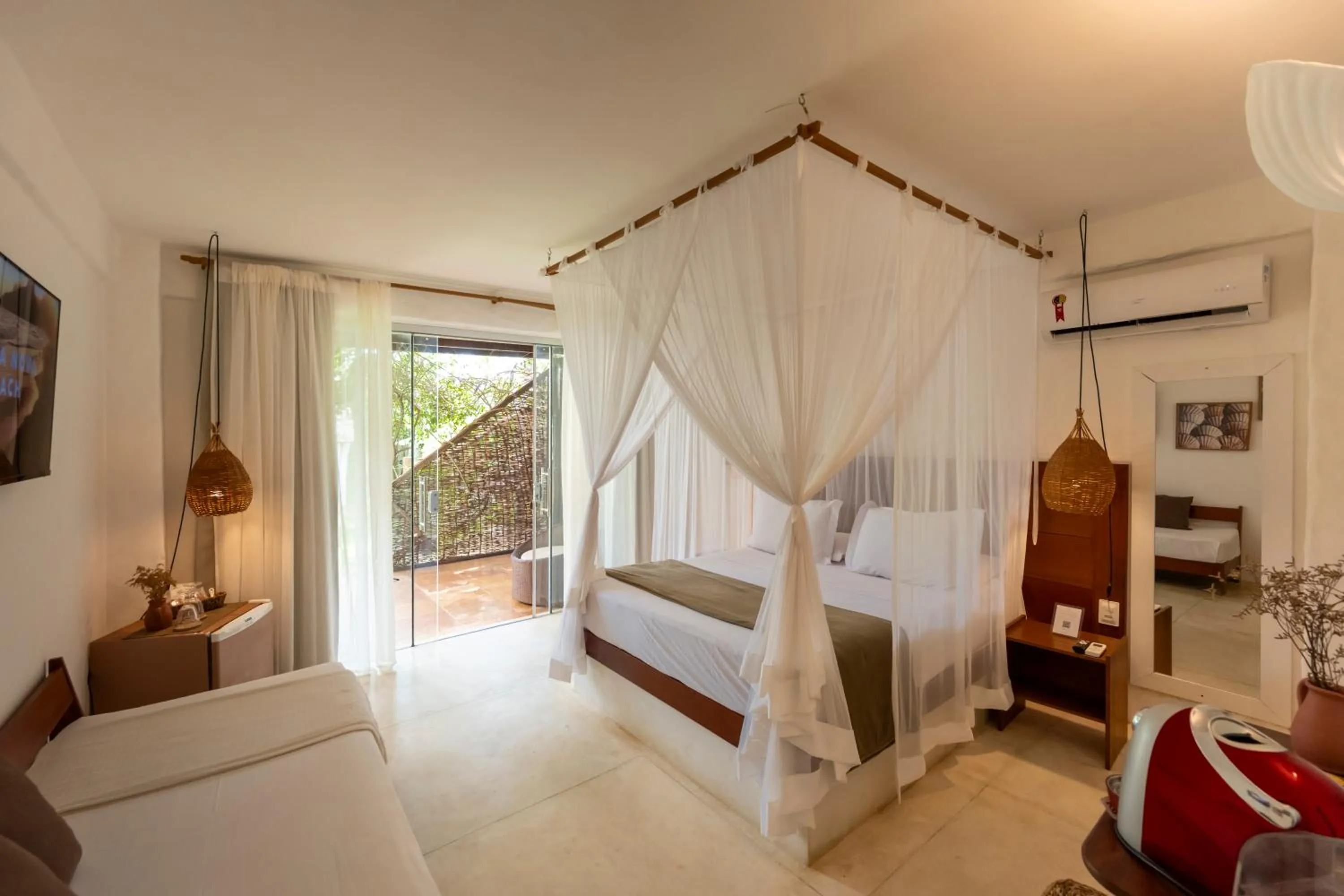 Bedroom, Bed in Hara Pousada e SPA