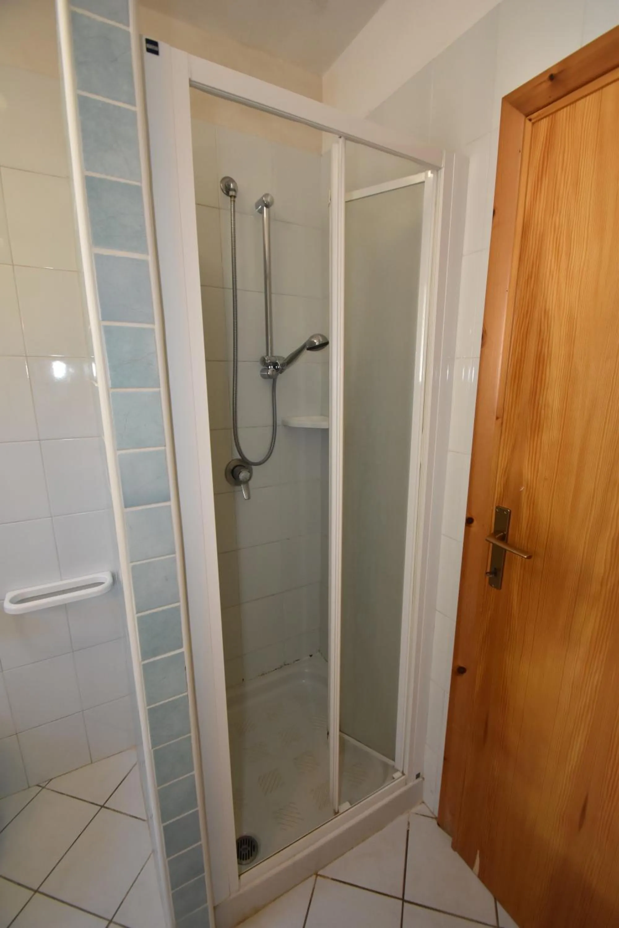 Shower in Casa Rosada - Piscina, aria condizionata, terrazze e posti auto