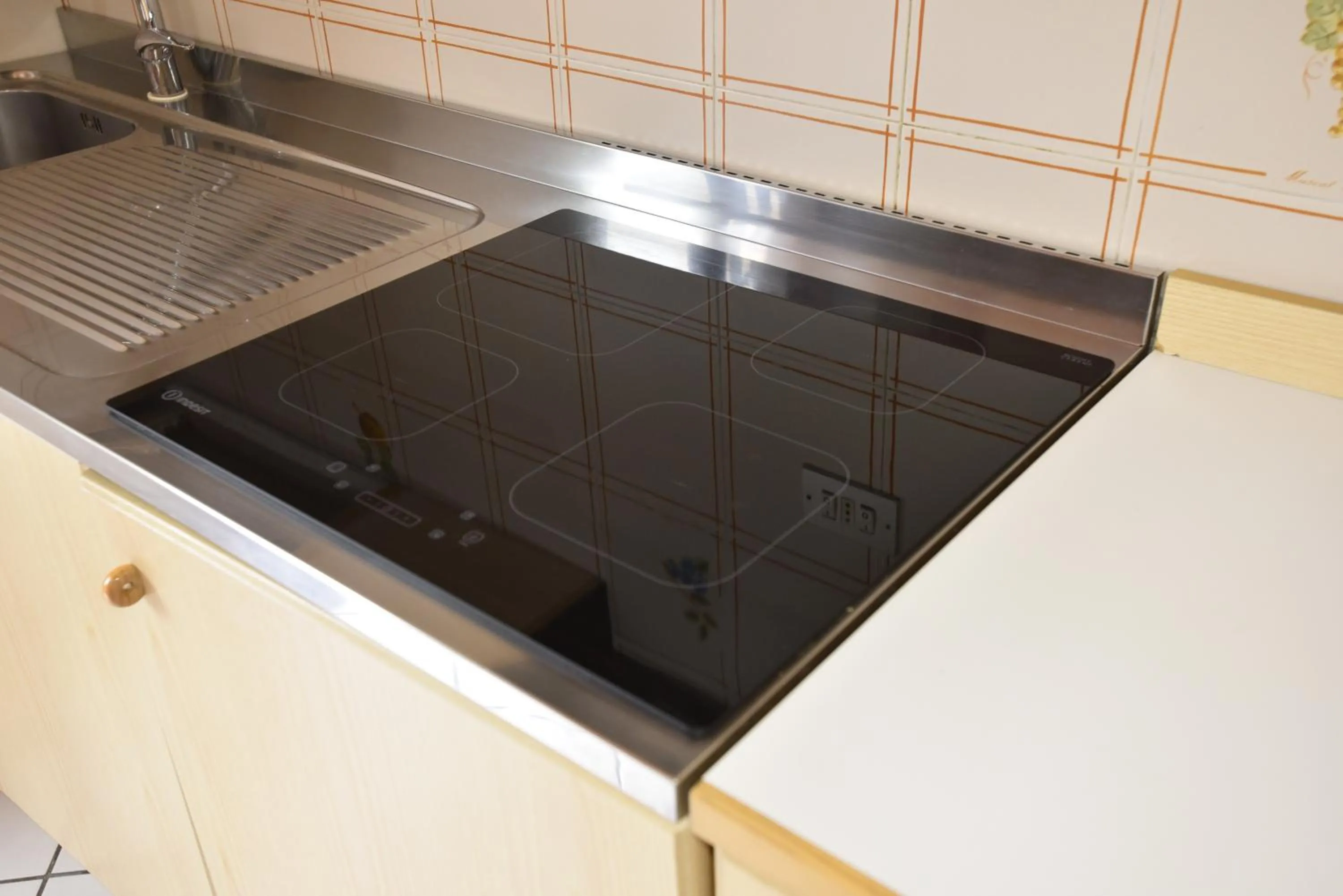 Kitchen or kitchenette in Casa Rosada - Piscina, aria condizionata, terrazze e posti auto