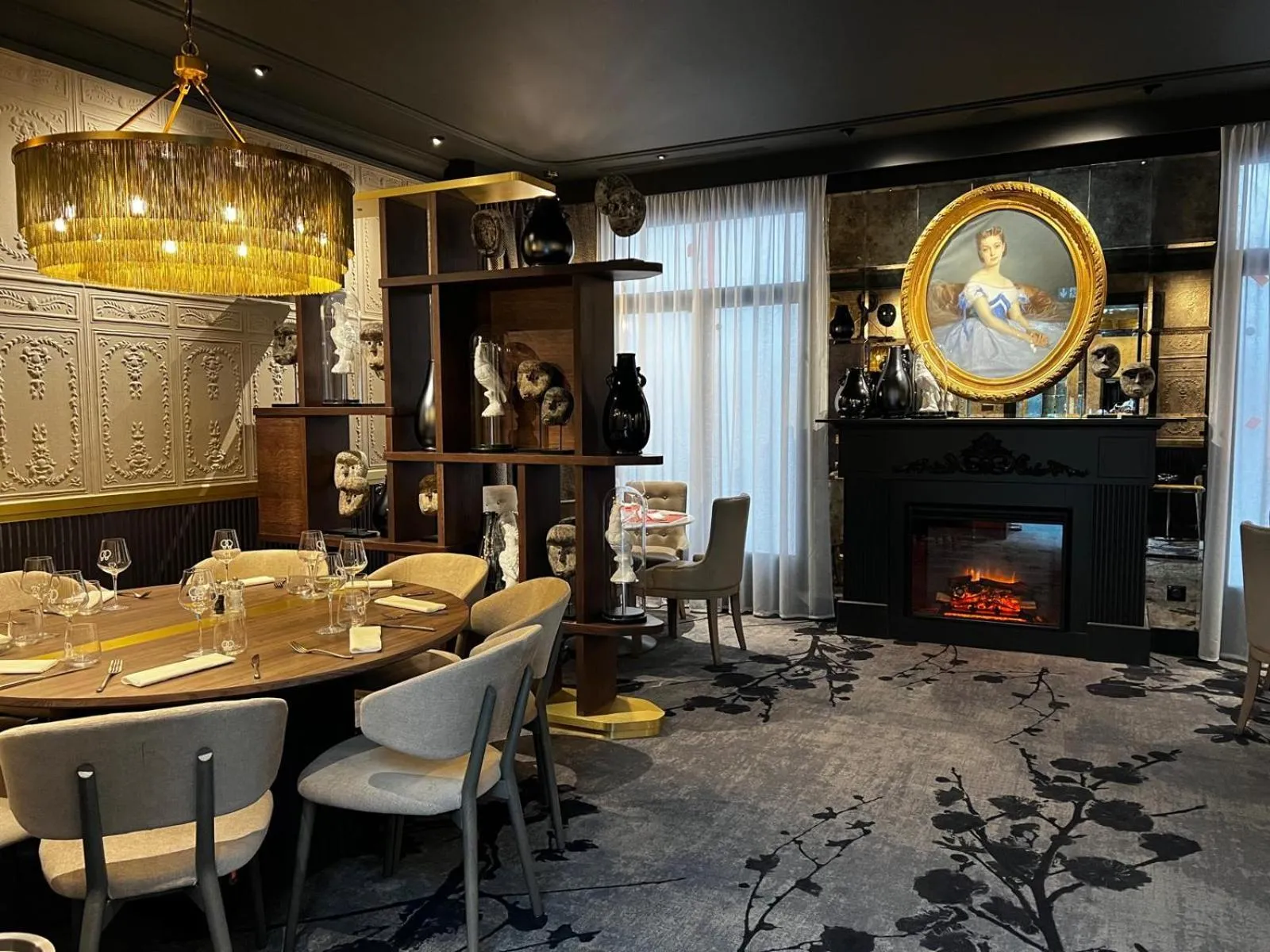 Restaurant/places to eat in Hôtel Alchimy