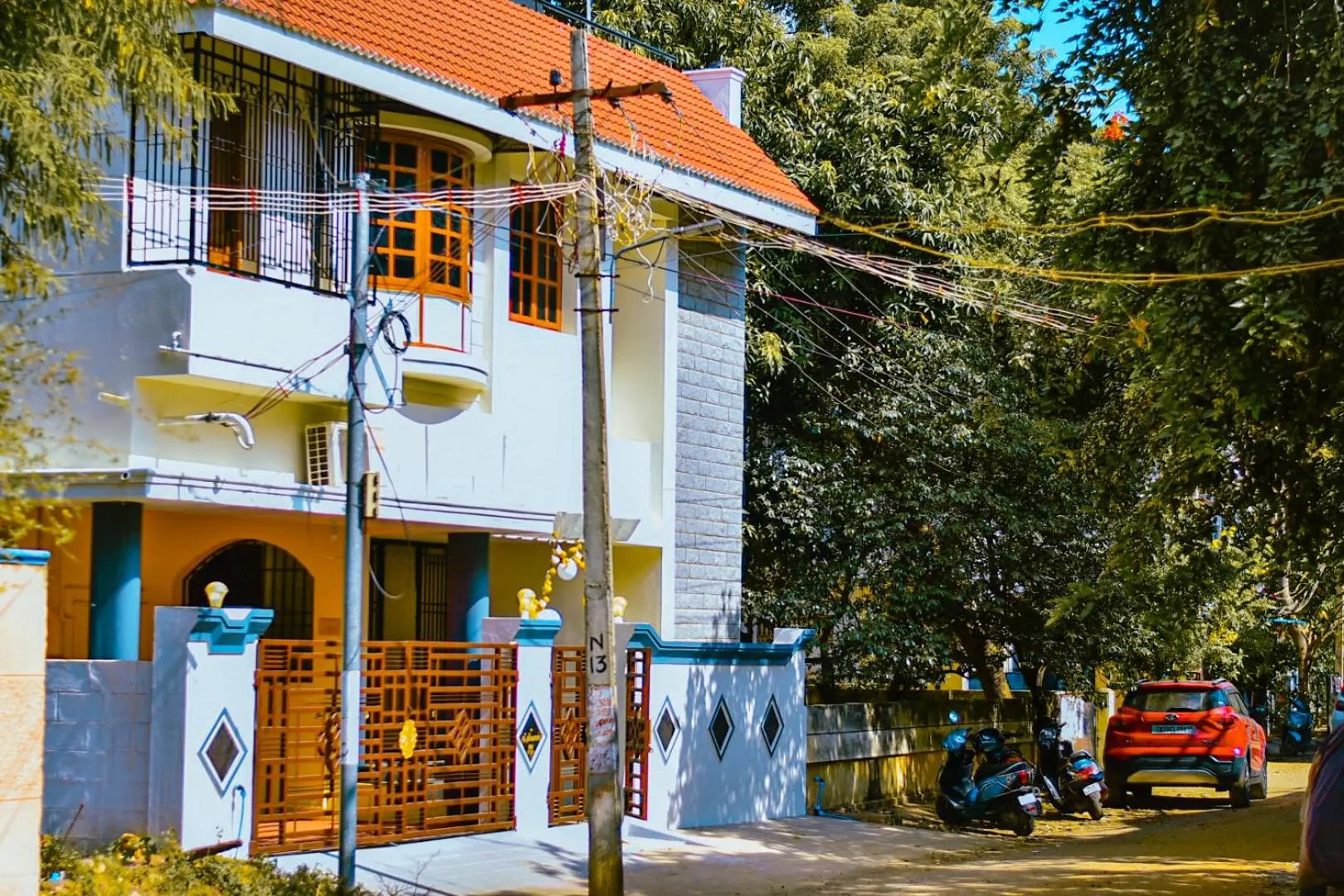 Street view in Coral Shelters Pykara