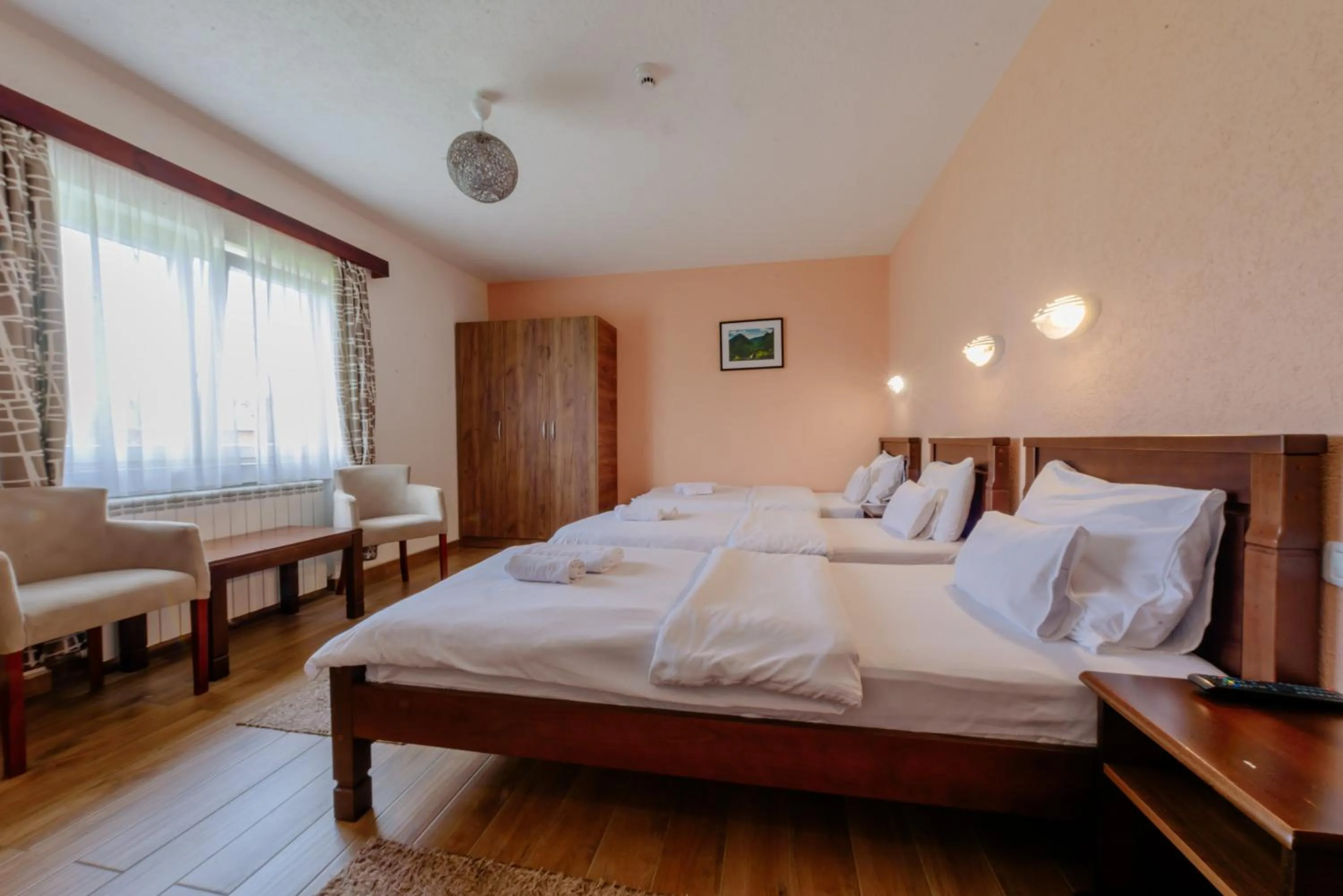 Bed in Hotel Zlatni bor