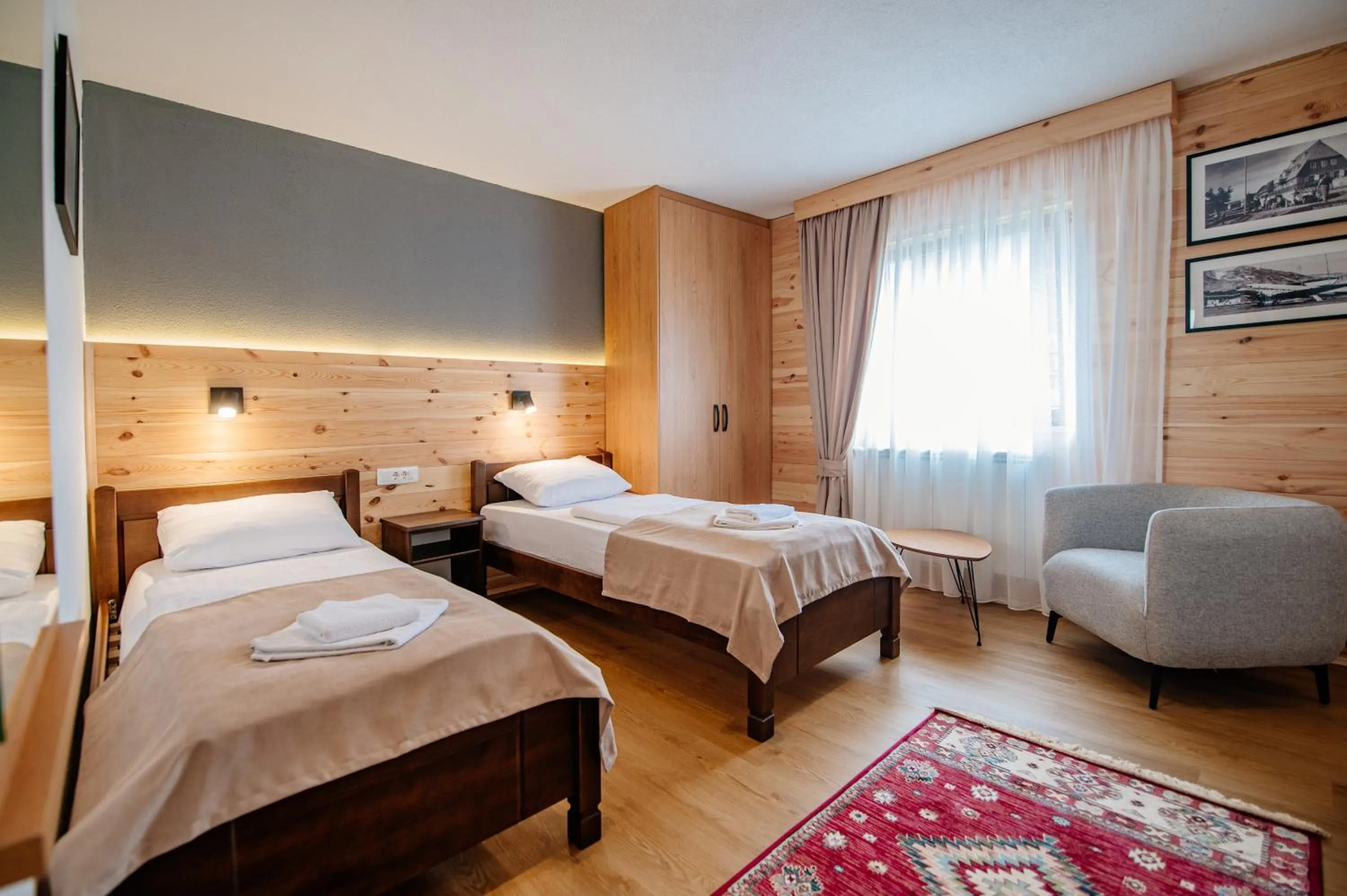 Bed in Hotel Zlatni bor