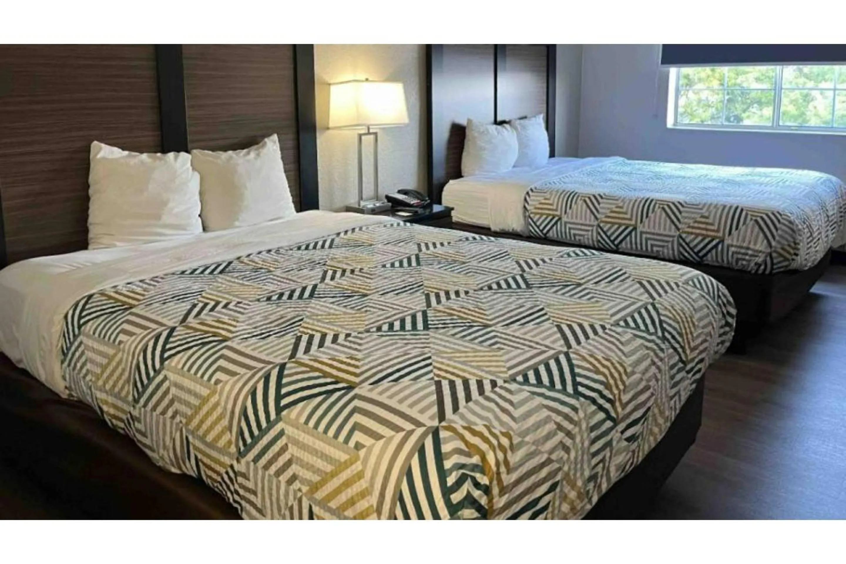 Bedroom, Bed in Studio 6 Suites Tucson, AZ Airport Kino Sports Complex