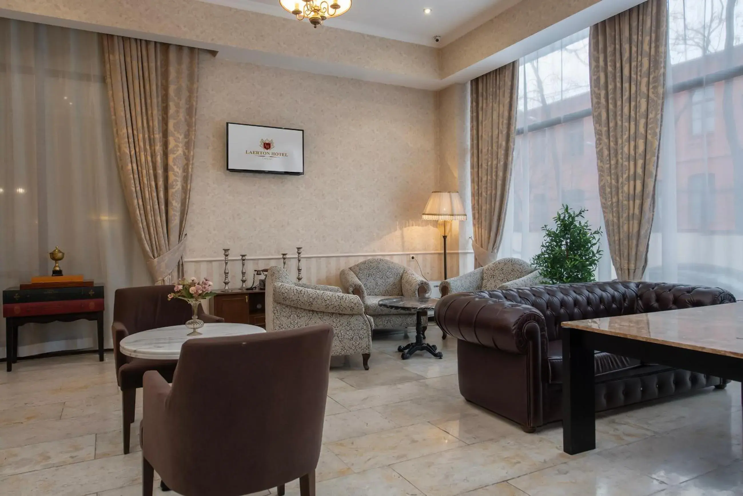 Restaurant/places to eat in Tbilisi Laerton Hotel Restaurant/places to eat in Tbilisi Laerton Hotel