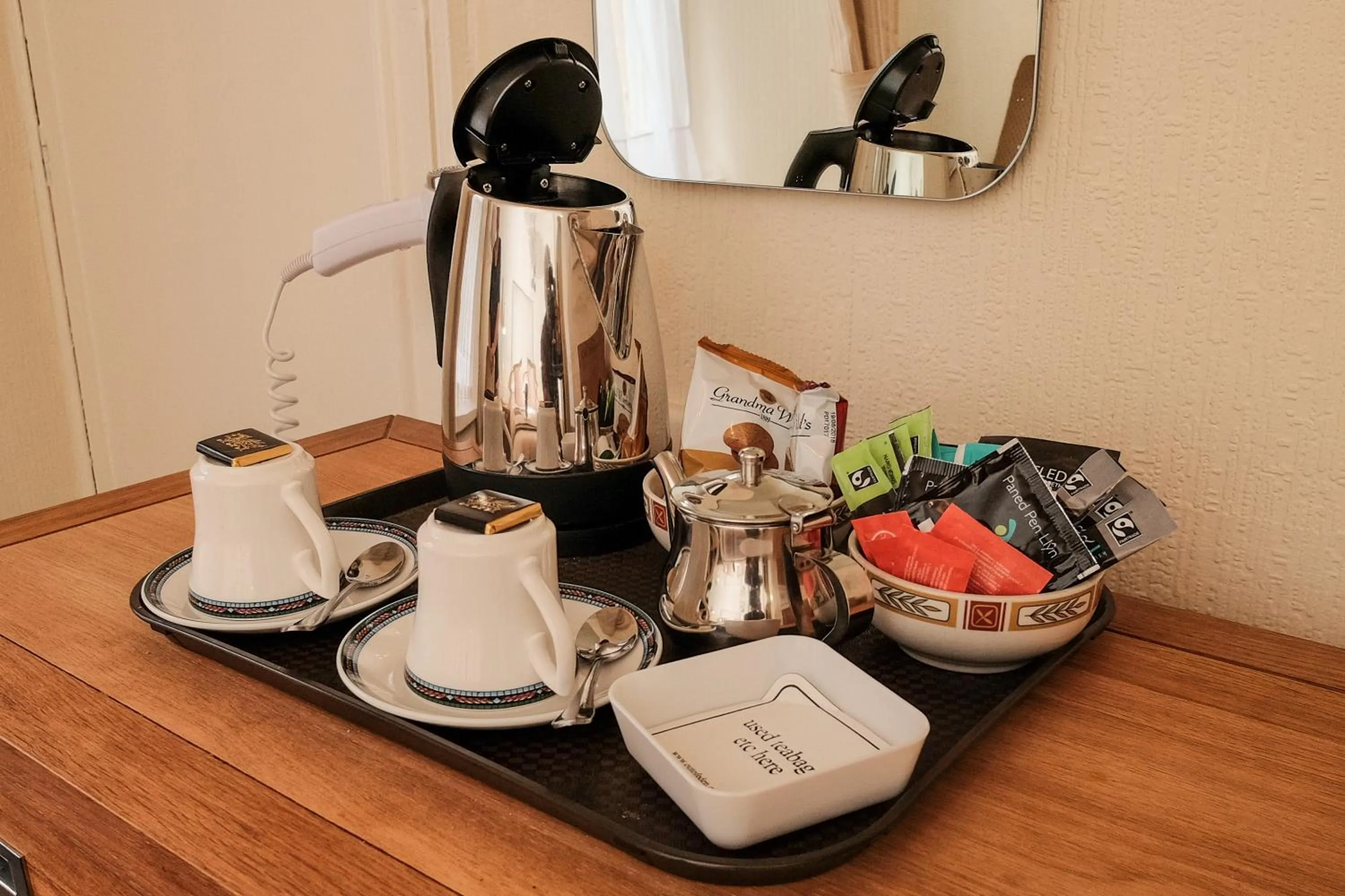 Ensuite Twin Room - single occupancy in Ivy House B&B