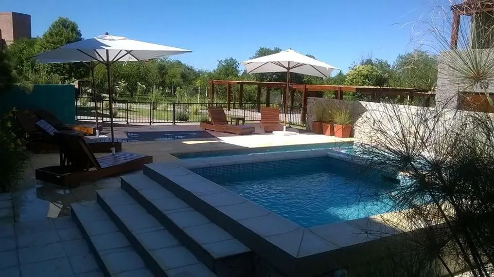 Lom Suites