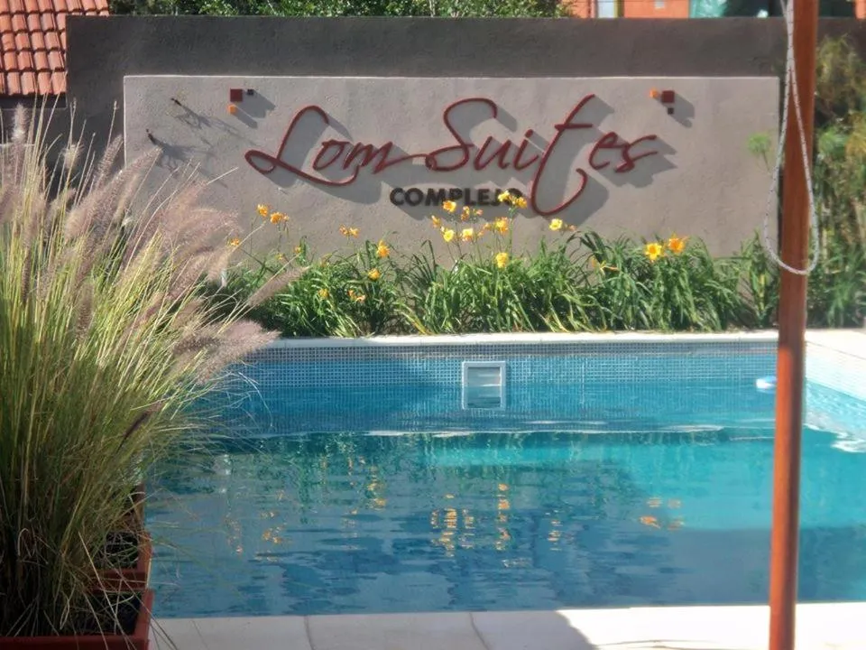 Lom Suites