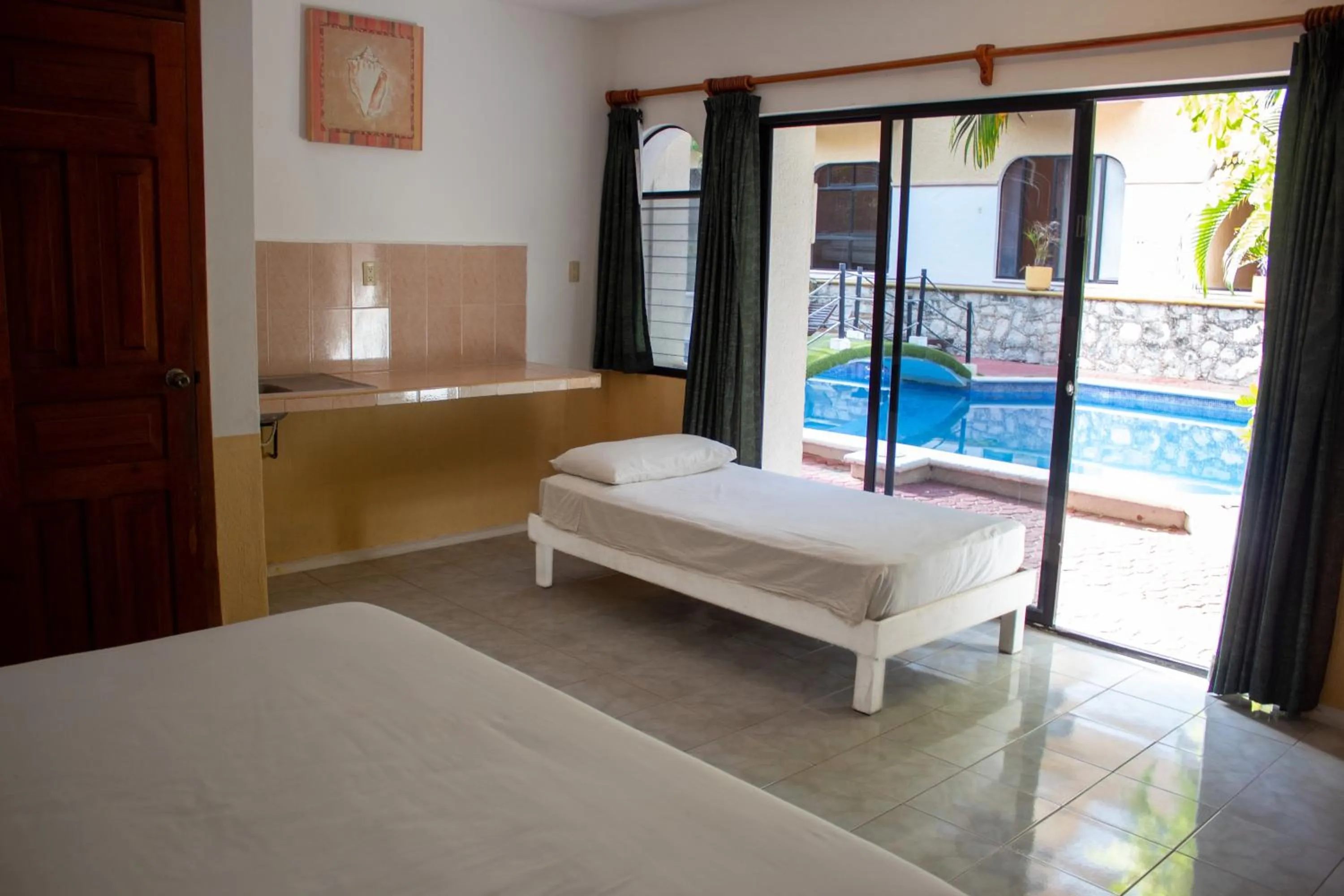 Pool view in Hotel Vista Caribe 5ta Av a 5 Pasos de la Playa