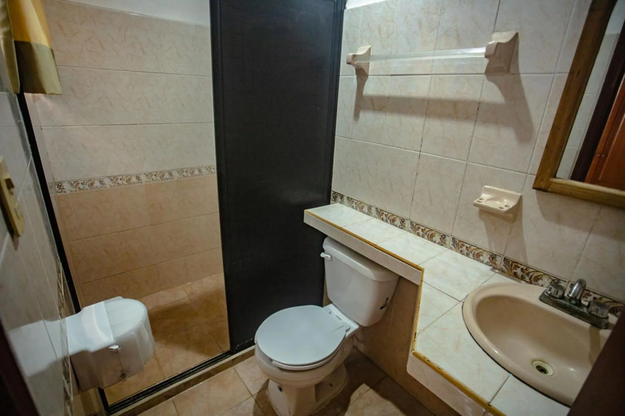 Shower in Hotel Vista Caribe 5ta Av a 5 Pasos de la Playa