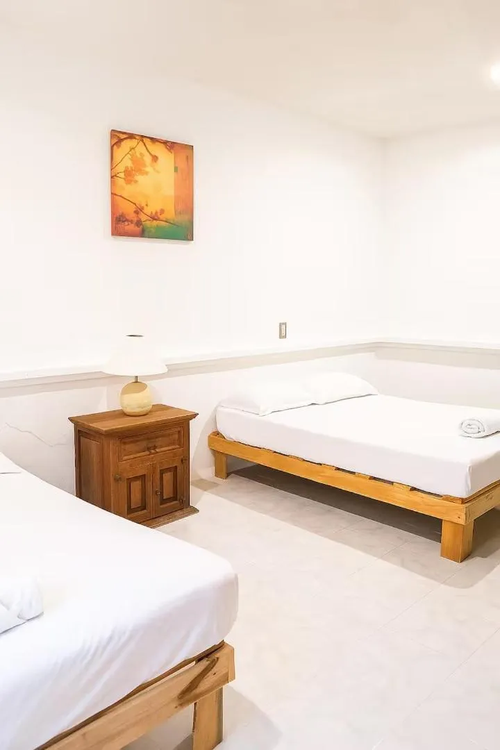 Hotel Vista Caribe 5ta Av a 5 Pasos de la Playa