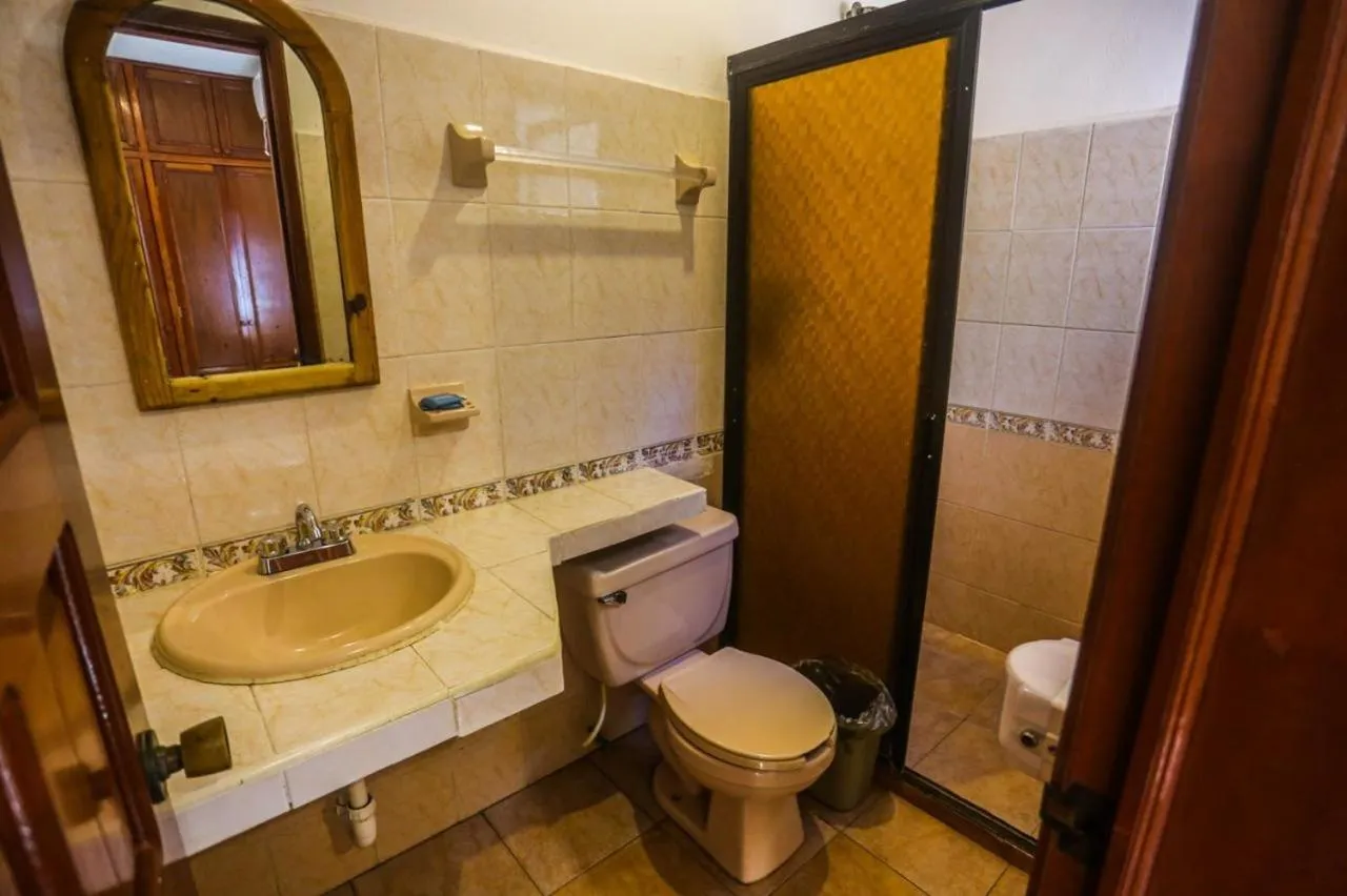 Hotel Vista Caribe 5ta Av a 5 Pasos de la Playa