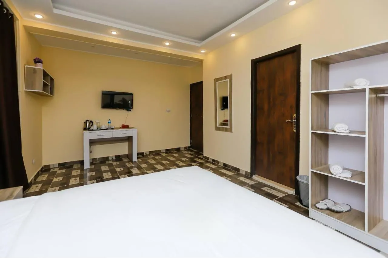 Photo of the whole room, Bed in Turquoise Pyramids Gate Hotel City Centre