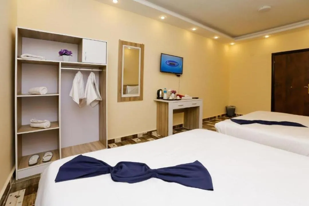 Photo of the whole room, Bed in Turquoise Pyramids Gate Hotel City Centre