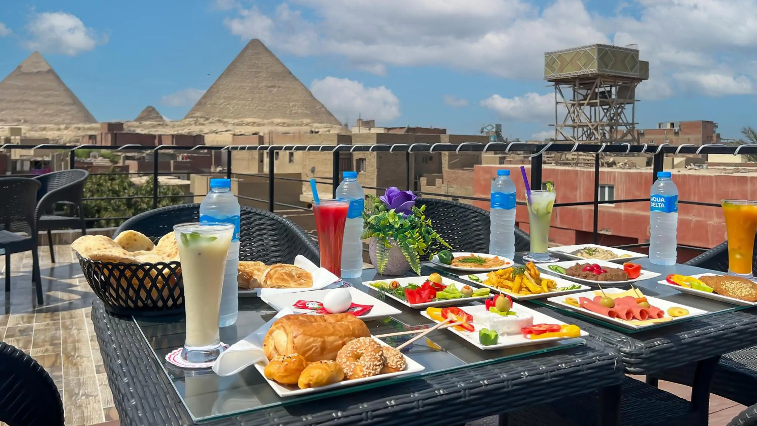 Food in Turquoise Pyramids Gate Hotel City Centre
