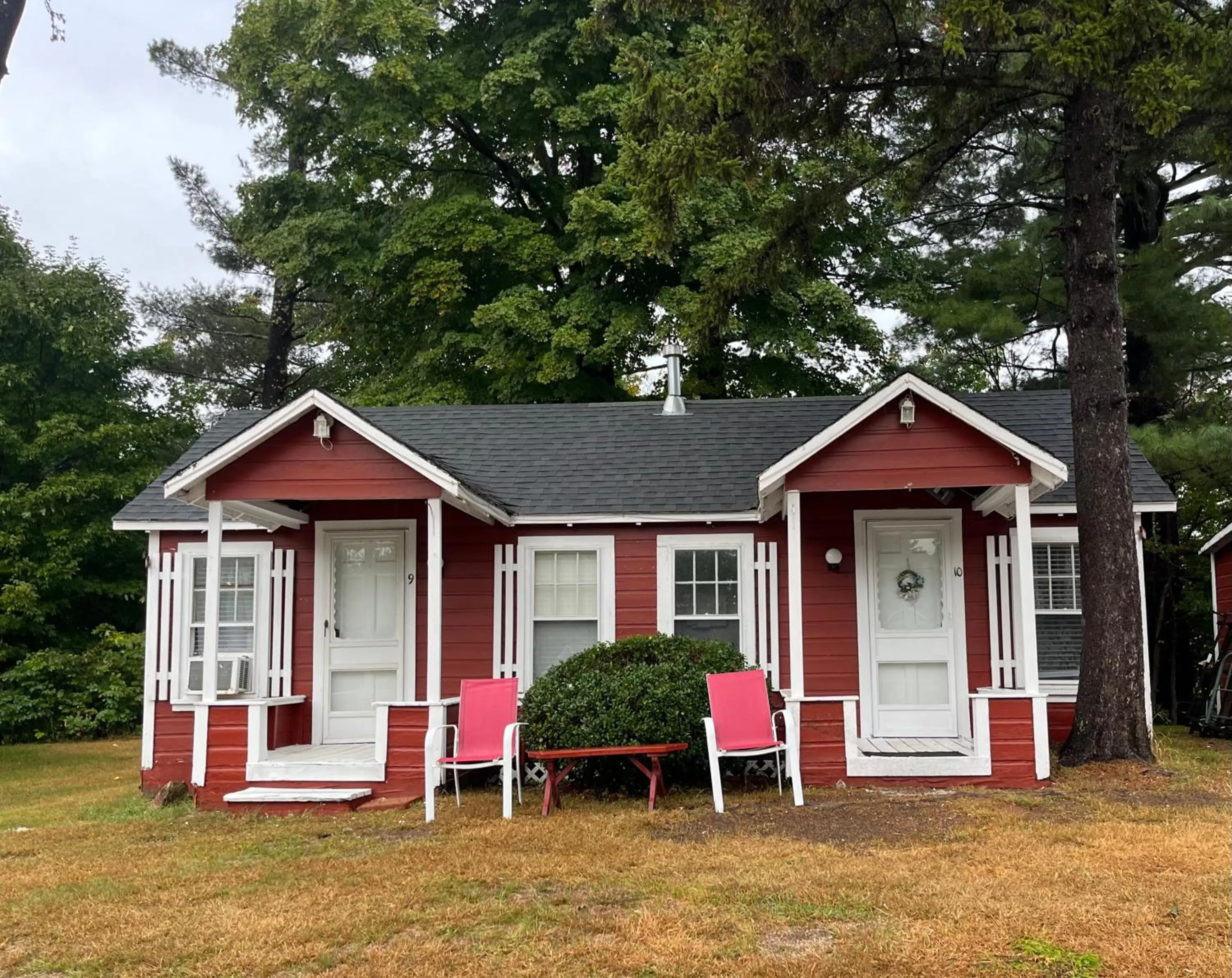 White Mountain Cottages