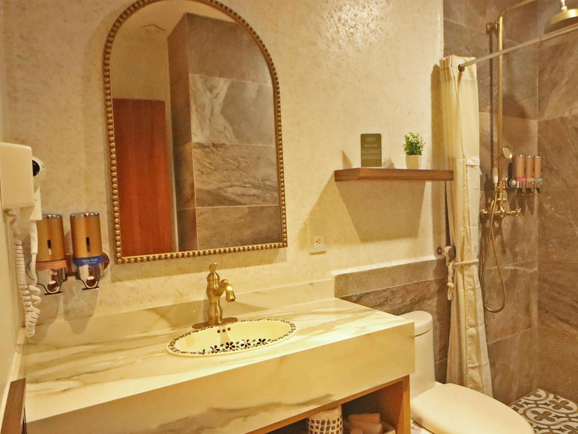 Hotel Boutique Típico